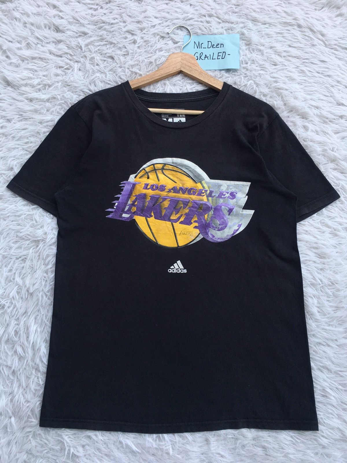 NBA Rare Los Angeles Lakers Biglogo Spellout Tshirt Size US M / EU 48-50 / 2 - 4 Thumbnail