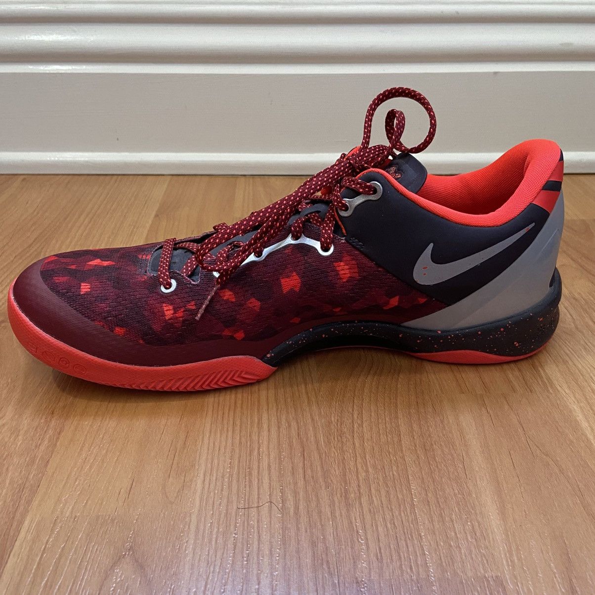 Nike Nike Men’s Kobe 8 Year of the Snake Port Wine Shoes Size 11 Size US 11 / EU 44 - 9 Thumbnail