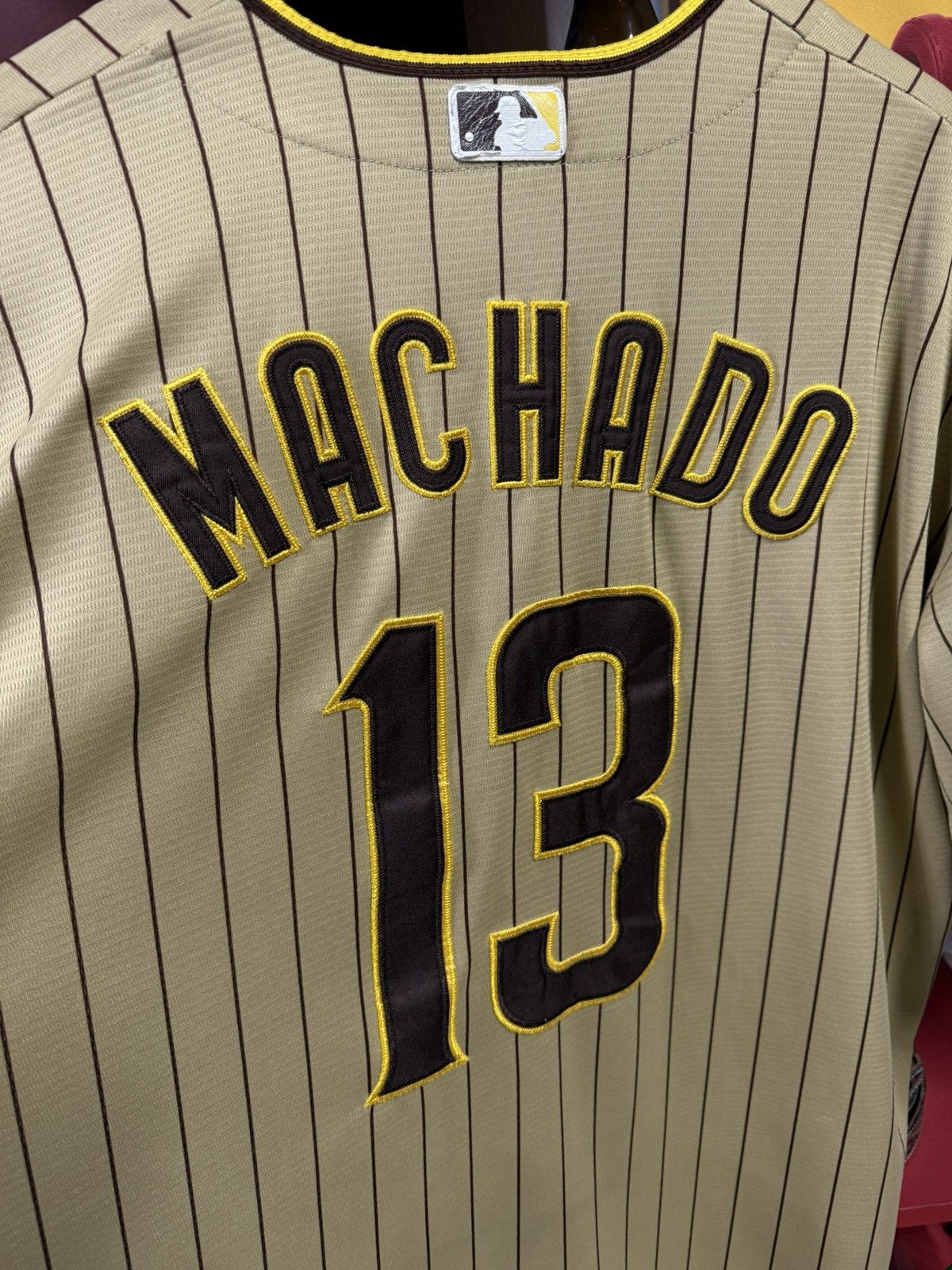 Nike San Diego Padres Manny Machado Nike Jersey Size XLarge Size US XL / EU 56 / 4 - 8 Thumbnail