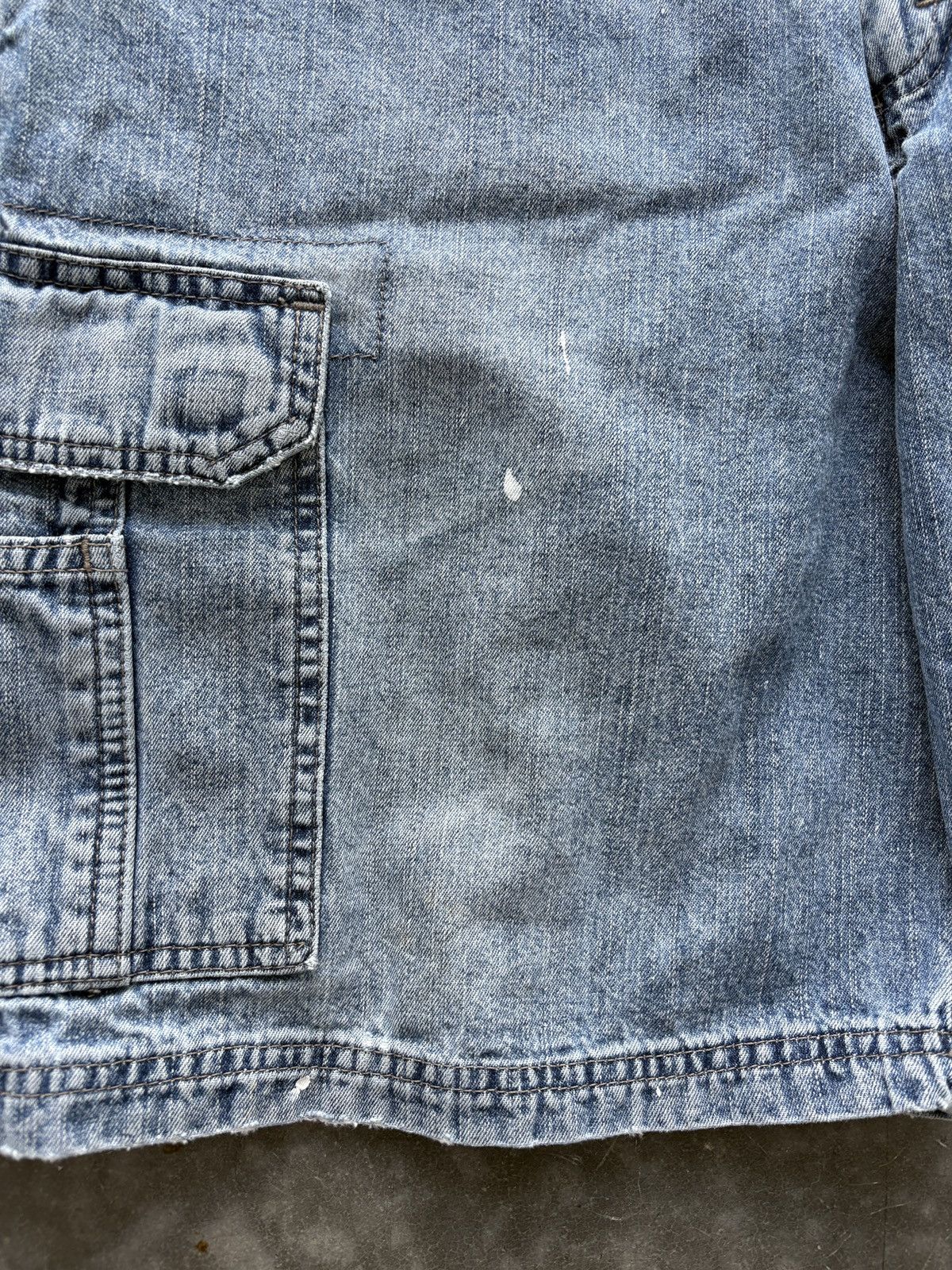 Wrangler Vintage Y2K Wrangler Cargo Jean Shorts Size 36 Distressed Size US 36 / EU 52 - 3 Thumbnail