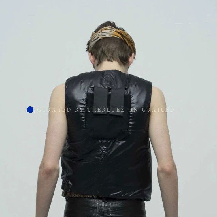 Takahiromiyashita The Soloist. Stylish Black Vest from 2017 Collection Size US S / EU 44-46 / 1 - 1 Thumbnail