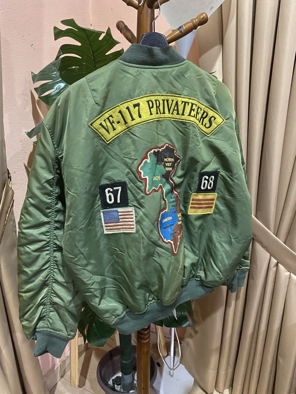 Avirex Avirex LTD VF-117 Privateers Vietnam Map MA-1 Bomber Jacket Size US M / EU 48-50 / 2 - 14 Thumbnail