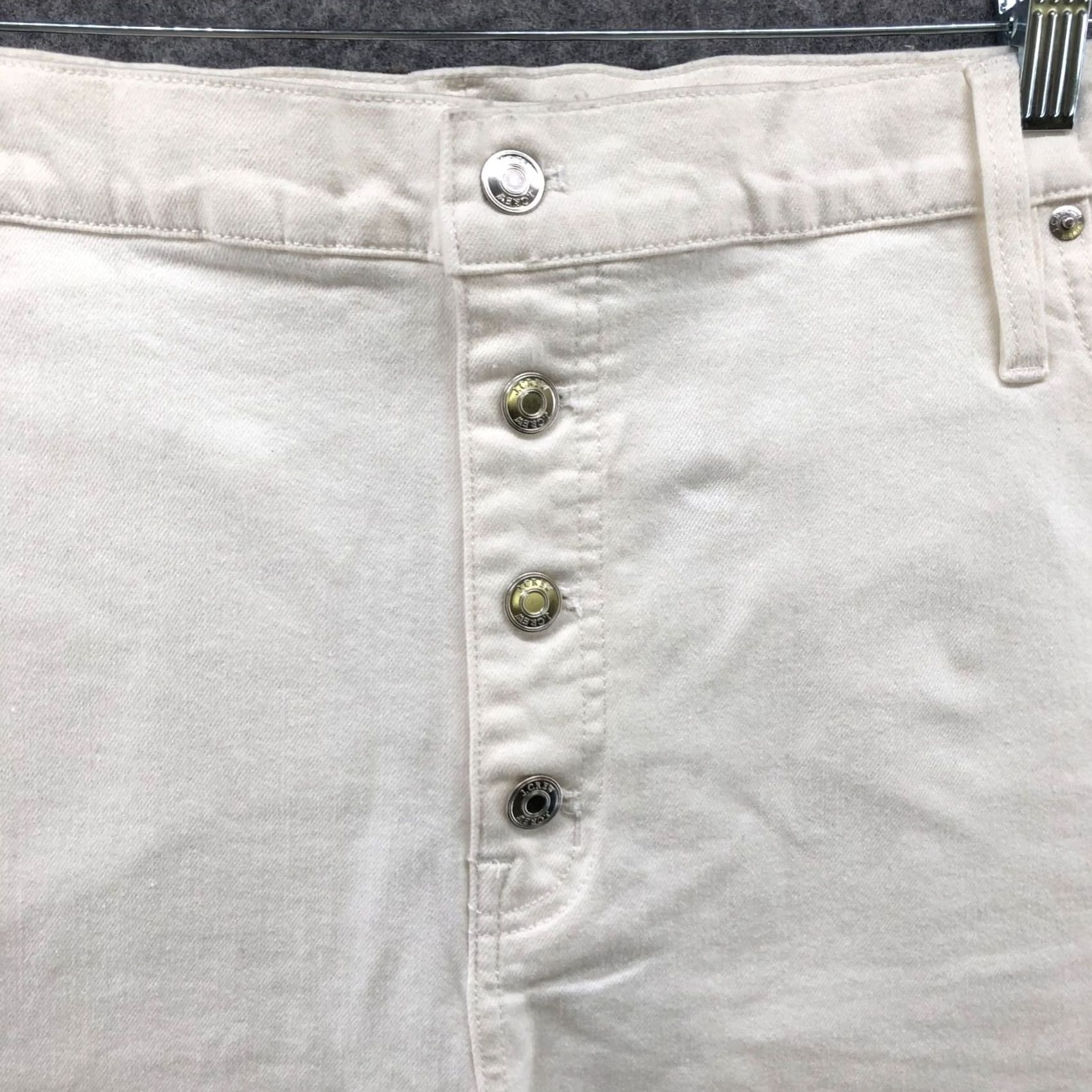 J.Crew NWT J.CREW White Denim Shorts Womens 37 High Rise Button Fly Cut-Off Size 25" / US 0 / IT 36 - 4 Thumbnail