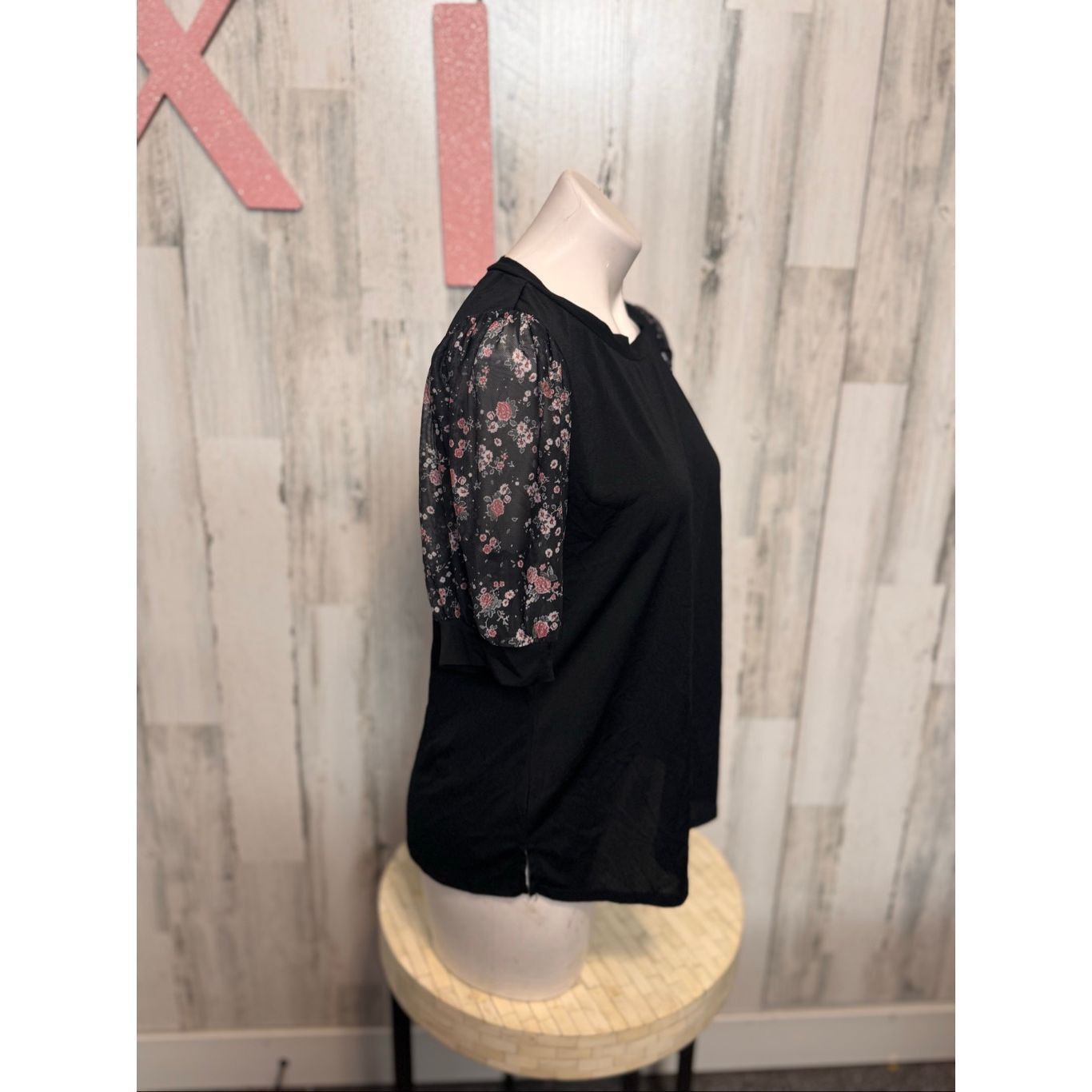 Other Alison Andrews Black Top XL Floral Puff Sleeve Blouse Stretchy Casual Workwear NWT Size XL / US 12-14 / IT 48-50 - 7 Thumbnail