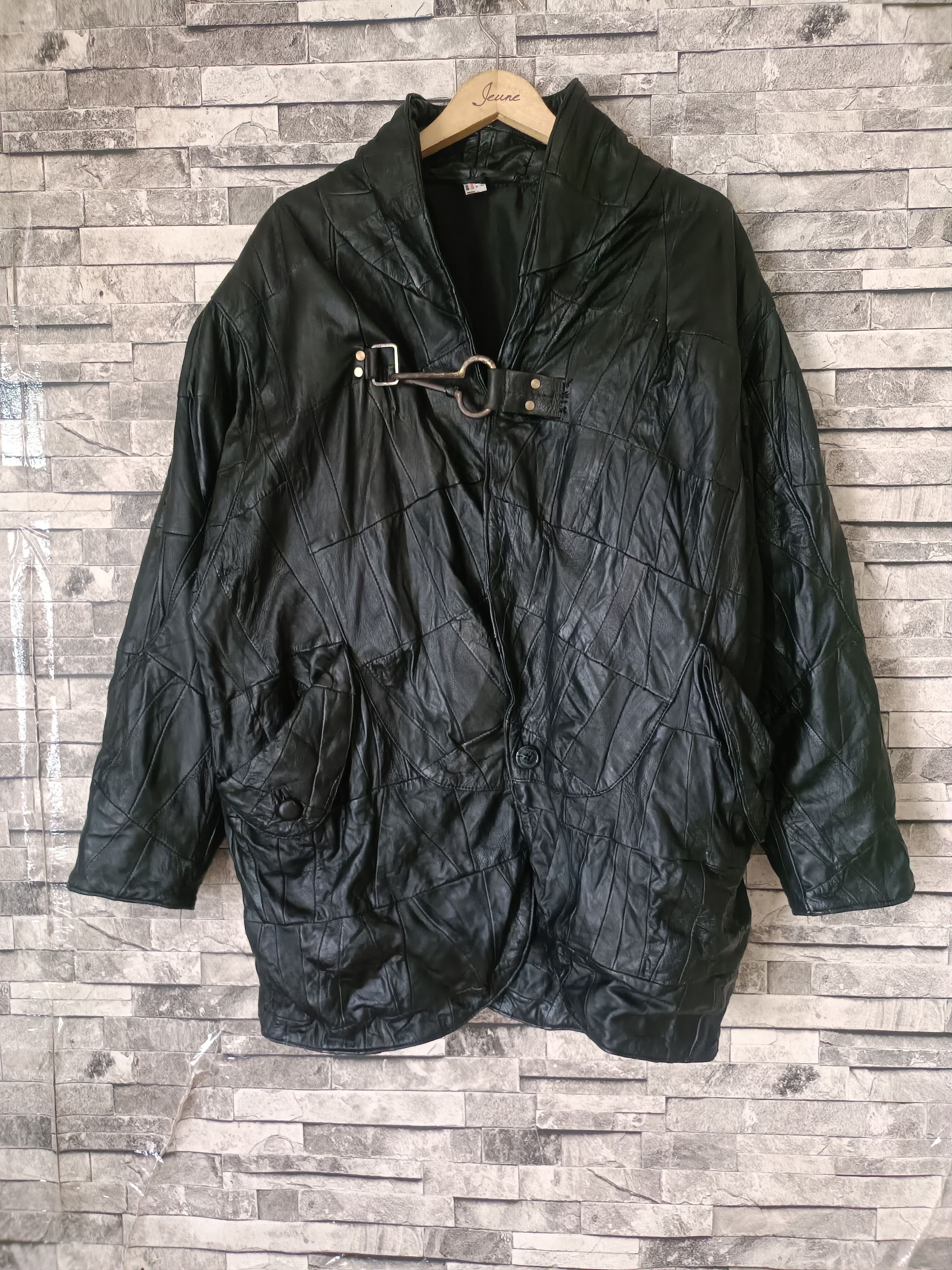 Vintage Vintage scraps cowhide leather jacket with fireman clasp Size US XL / EU 56 / 4 - 1 Thumbnail