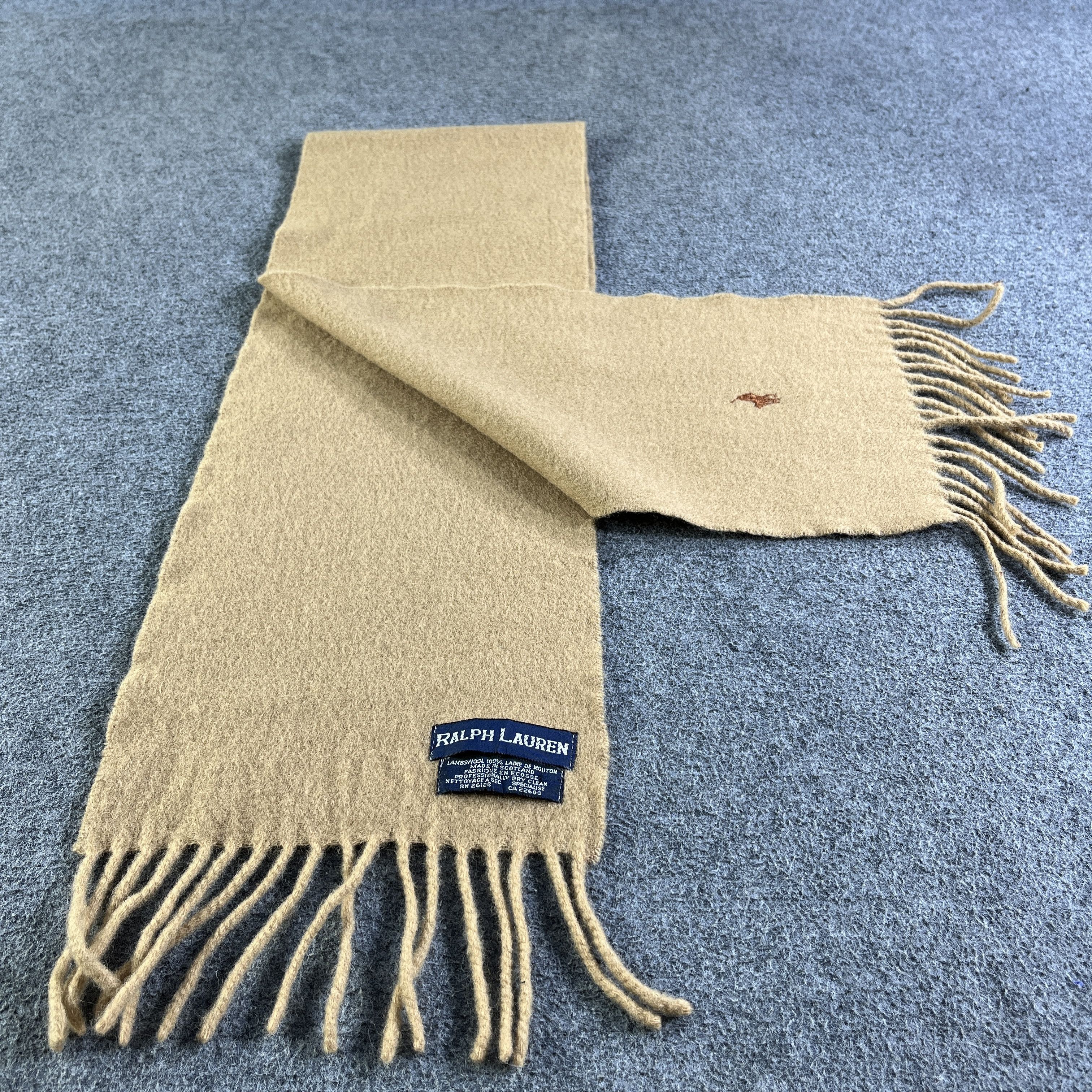 Ralph Lauren Scarf / Muffler / Neckwear T802