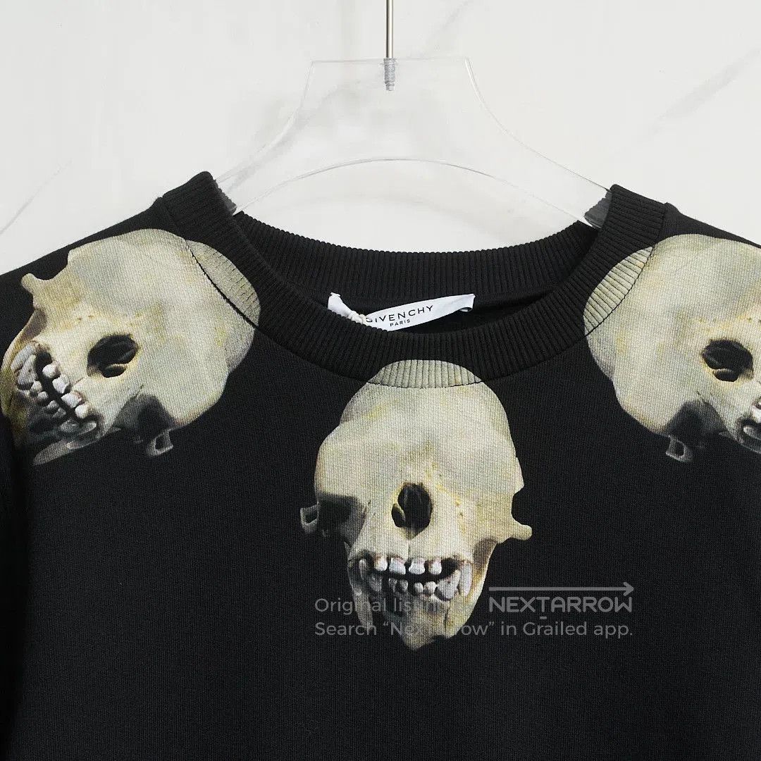Givenchy Givenchy Men's Skull Crewneck Sweatshirt. Size US M / EU 48-50 / 2 - 2 Thumbnail