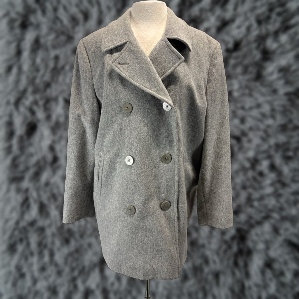 Vintage VINTAGE L.L. Bean Wool Pea Coat Plus Size 18 Women's Gray Lined Cashmere Business Casual Size XXL / US 16-18 / IT 52-54 - 1 Thumbnail