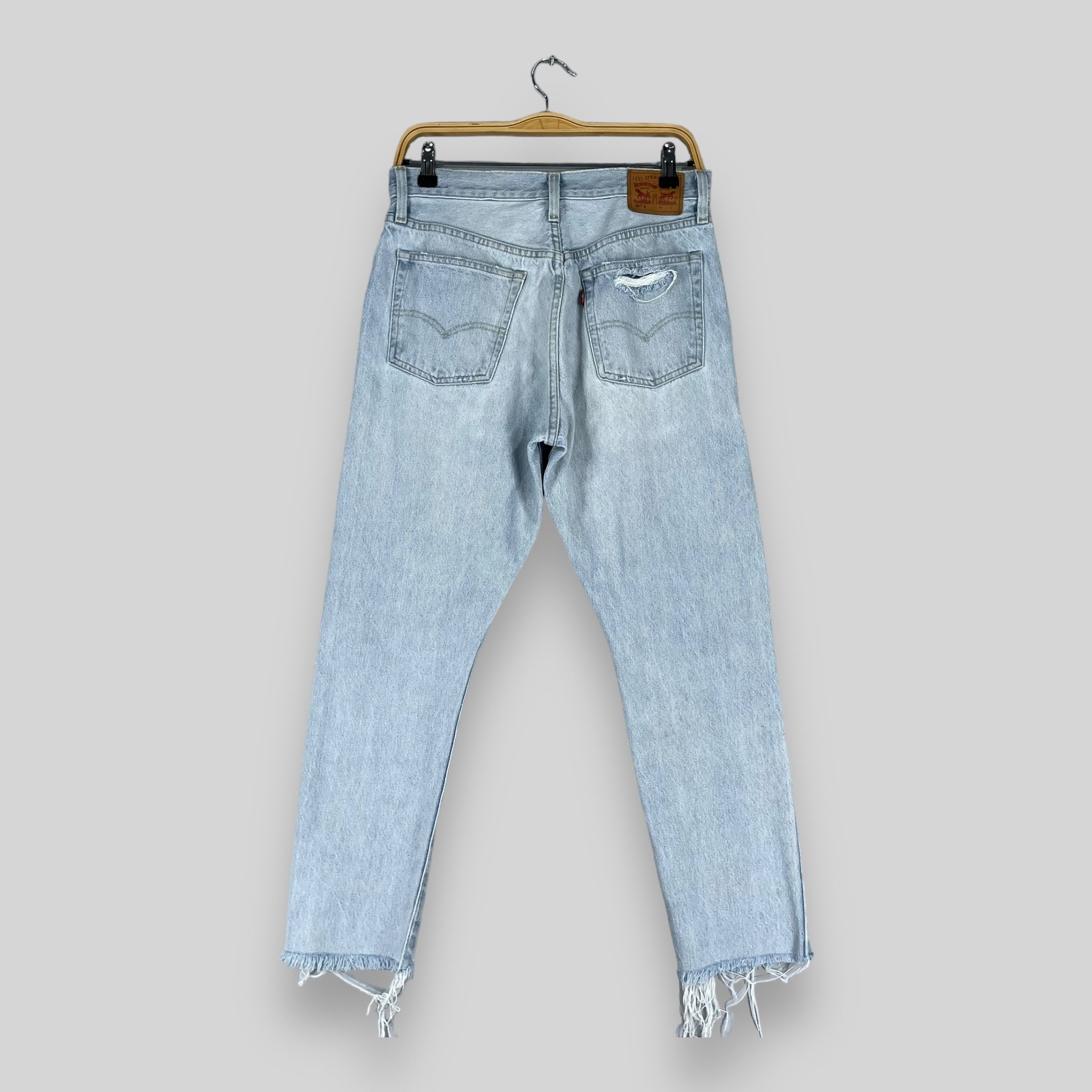 Levi's × Vintage Size 29 Vintage Levis 501 Distressed Paint Splatter Jeans Size US 29 - 11 Thumbnail