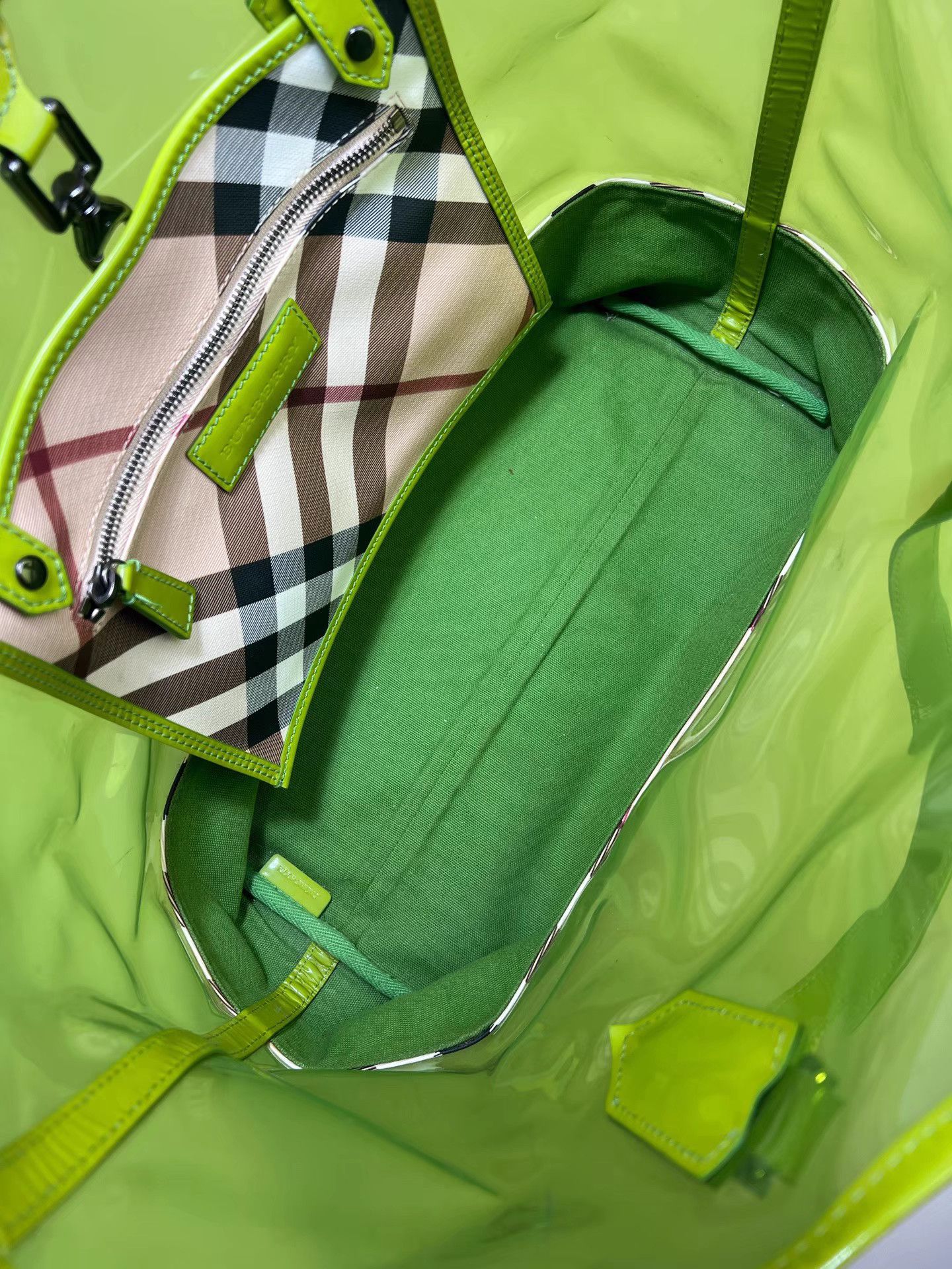 Burberry BURBERRY Jelly Tote Bag Size ONE SIZE - 7 Thumbnail