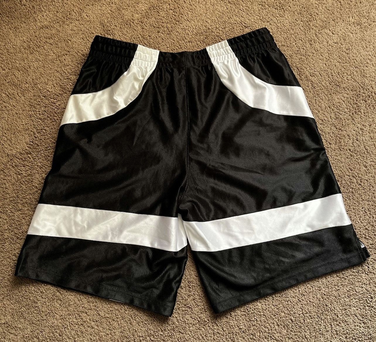 Nike × Riccardo Tisci Nikelab Riccardo Tisci Shorts Size US 34 / EU 50 - 3 Thumbnail