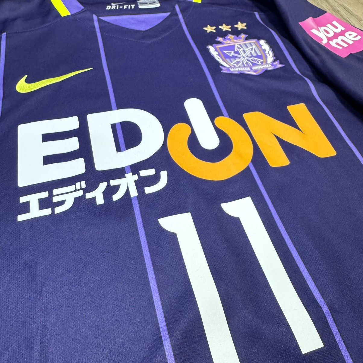 Japanese Brand × Nike Sanfrecce Hiroshima 2016 home shirt #11 Hisato Size US S / EU 44-46 / 1 - 5 Thumbnail