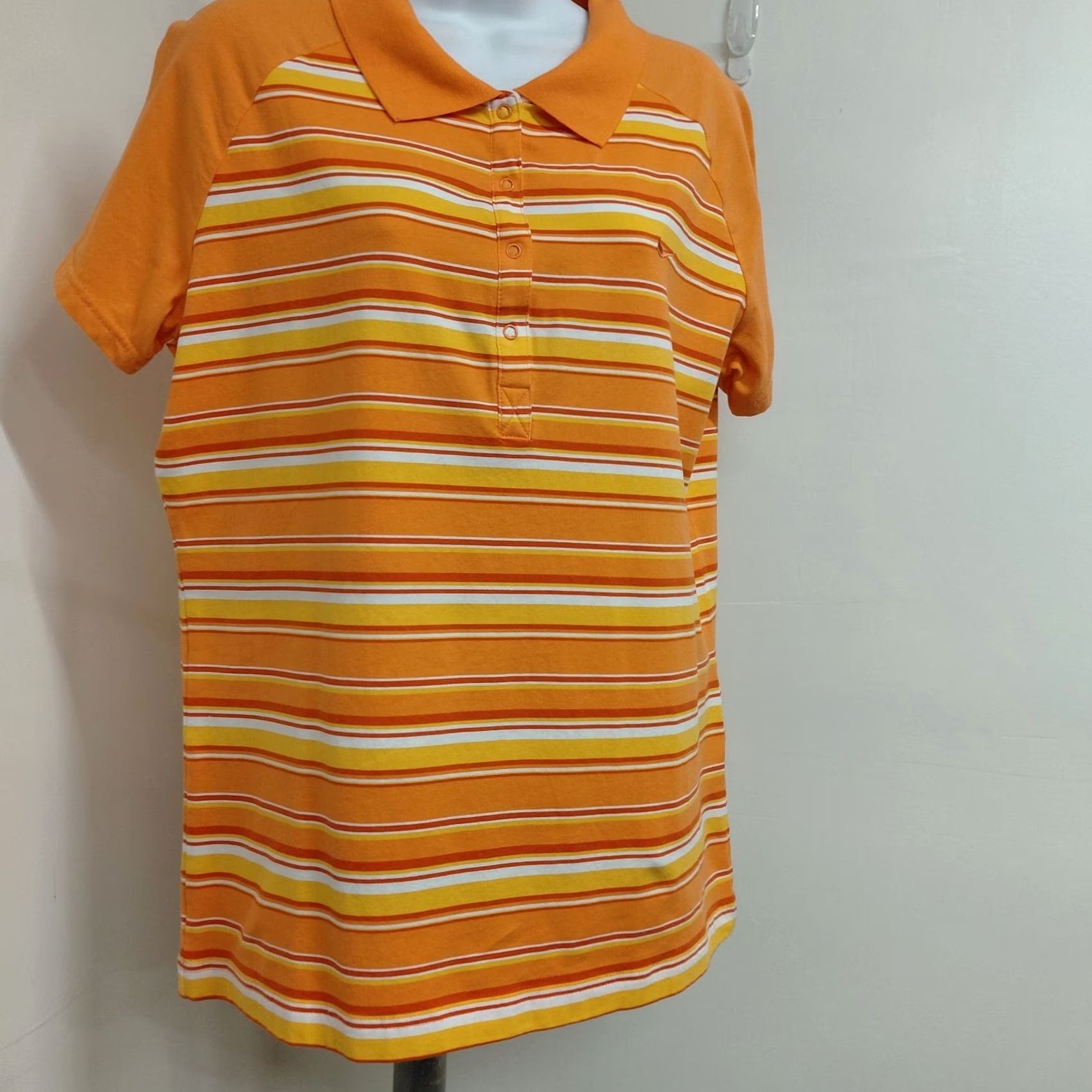 Nike Nike Golf Polo Shirt Women's XL Orange Neon Striped Short Sleeve Activewear Polo Shirt Nike Womens XL Orange Neon Striped Size XL / US 12-14 / IT 48-50 - 4 Thumbnail