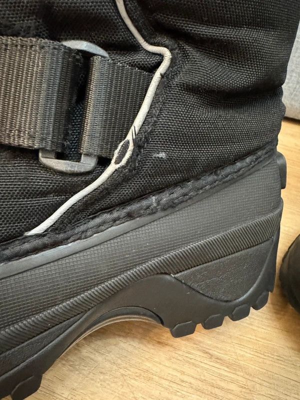 Other Baffin Tundra Polar Proven Canada Snow Boots size 40 Size US 7 / EU 40 - 18 Thumbnail