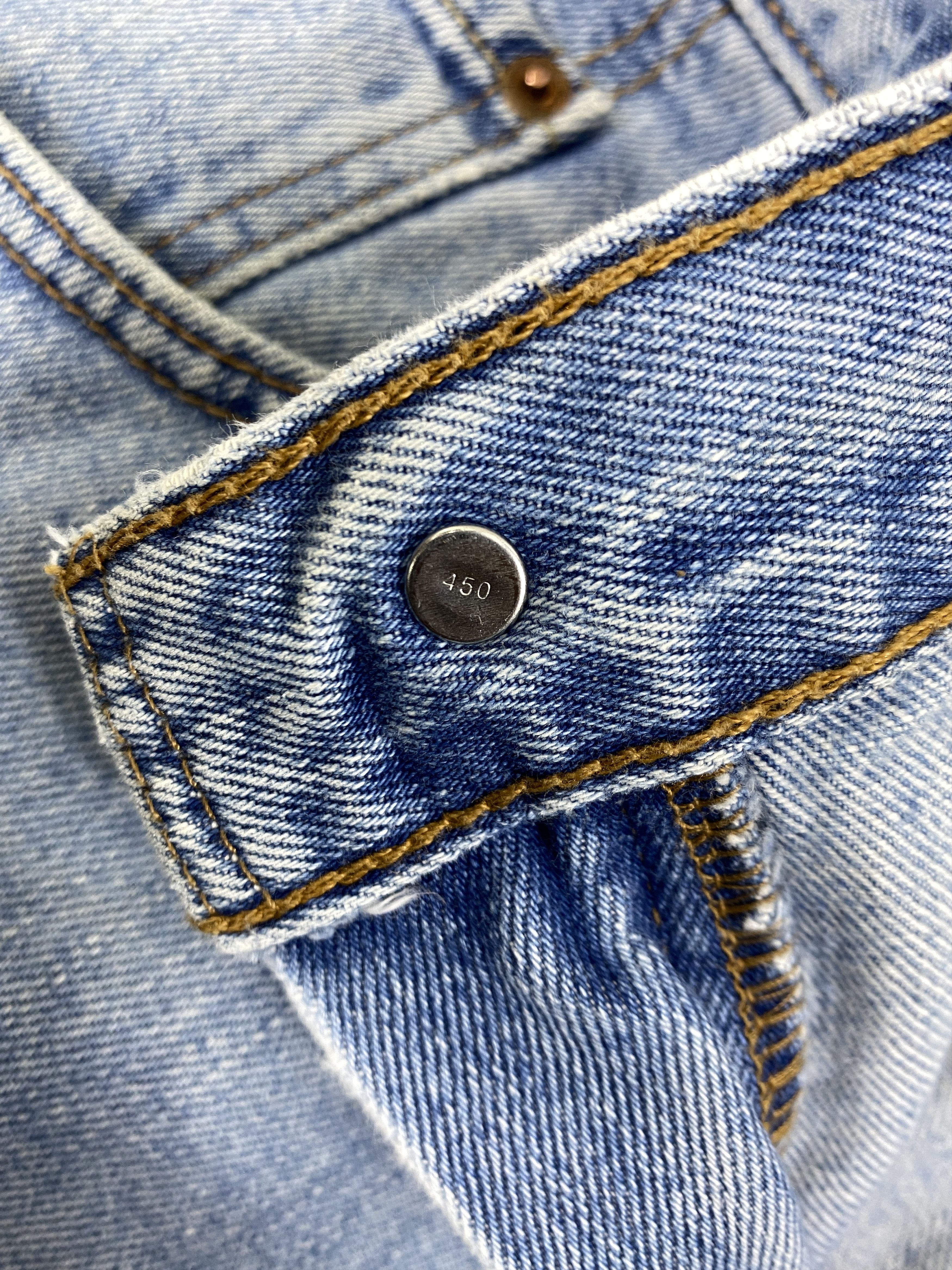 Levi's Mid Blue Vintage Levi's 550 Jeans 39x31 Denim -SJ033 Size US 39 - 7 Thumbnail