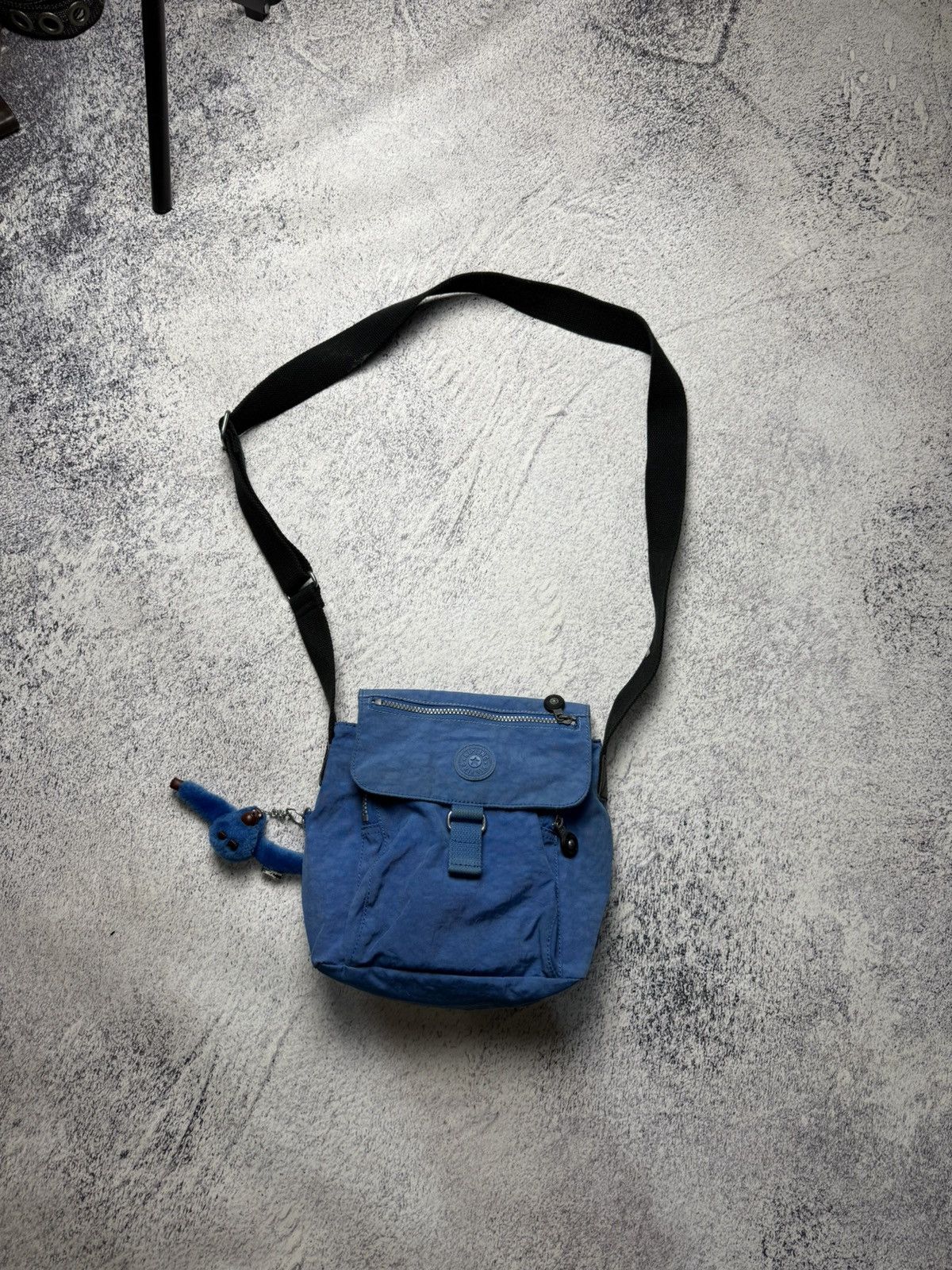 Avant Garde x Vintage Kipling Crossbody Shoulder Nylon Bag Y2K in Blue, Men's