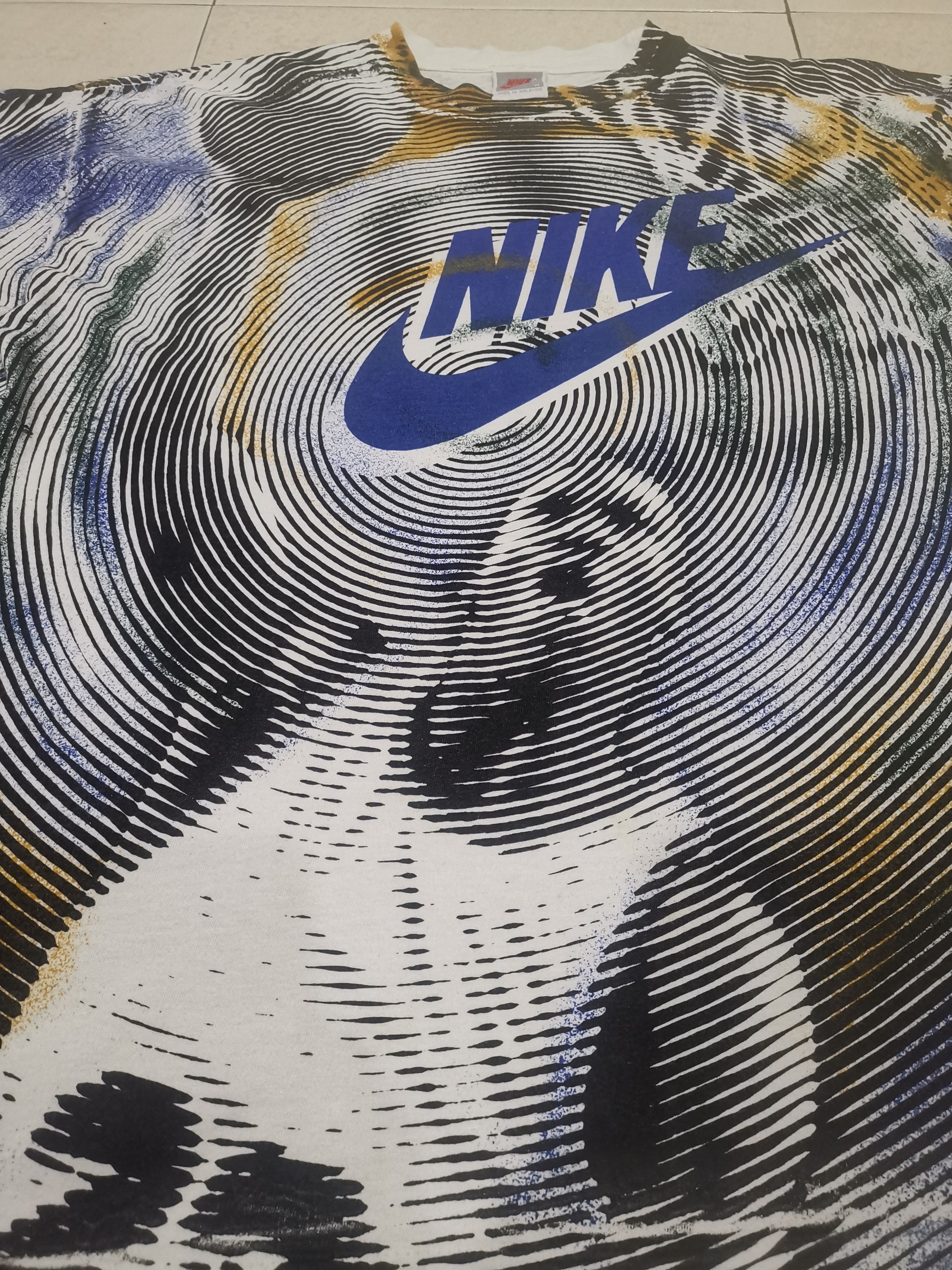 Nike VTG RARE 90s NIKE FLYING JORDAN ALL OVER PRINT GREY TAG Size US M / EU 48-50 / 2 - 4 Thumbnail