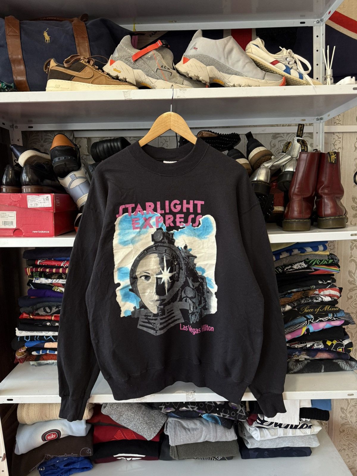 Vintage Vintage Starlight Express Las Vegas Hilton Sweatshirt – 80s Size US L / EU 52-54 / 3 - 18 Thumbnail