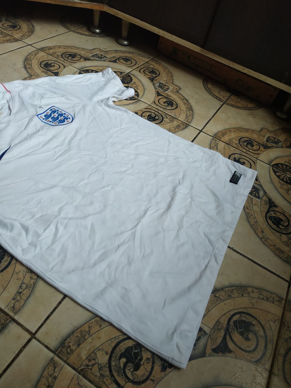Nike Nike England 2018 World Cup Home Football Shirt Jersey L Size US L / EU 52-54 / 3 - 11 Thumbnail