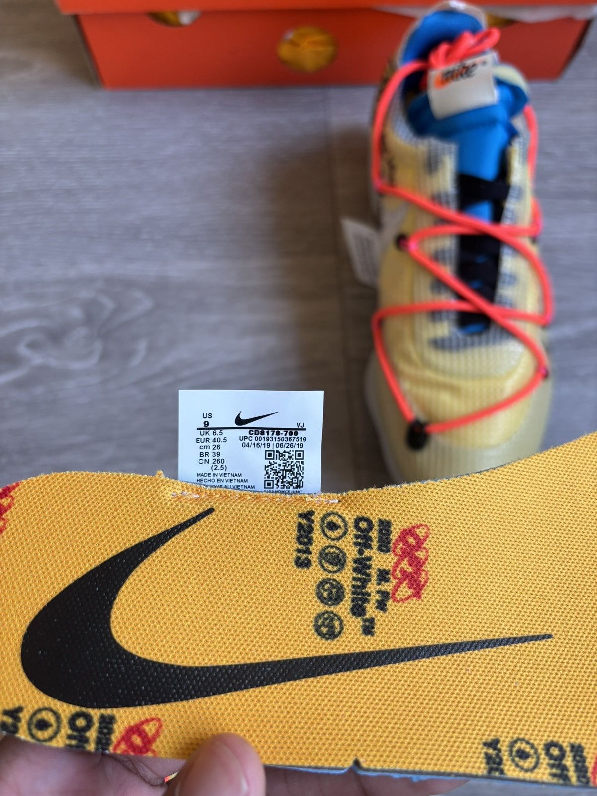 Nike × Off-White Nike Off White Tour Yellow Vapor Street Size US 7.5 / IT 37.5 - 7 Thumbnail