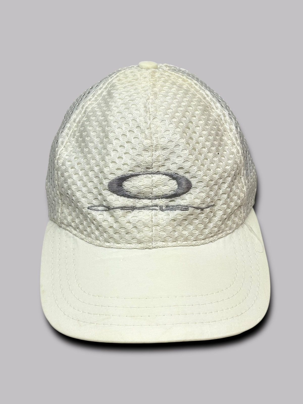 Vintage Oakley Matter Software Made in USA Mesh Cap