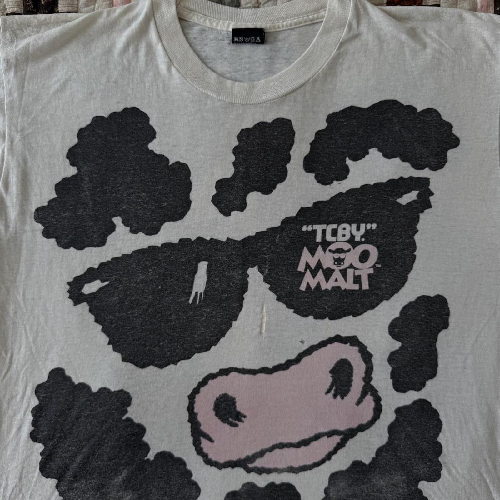 Vintage Vintage Cream and black TCBV Malt cow graphic tee Size US XL / EU 56 / 4 - 1 Thumbnail