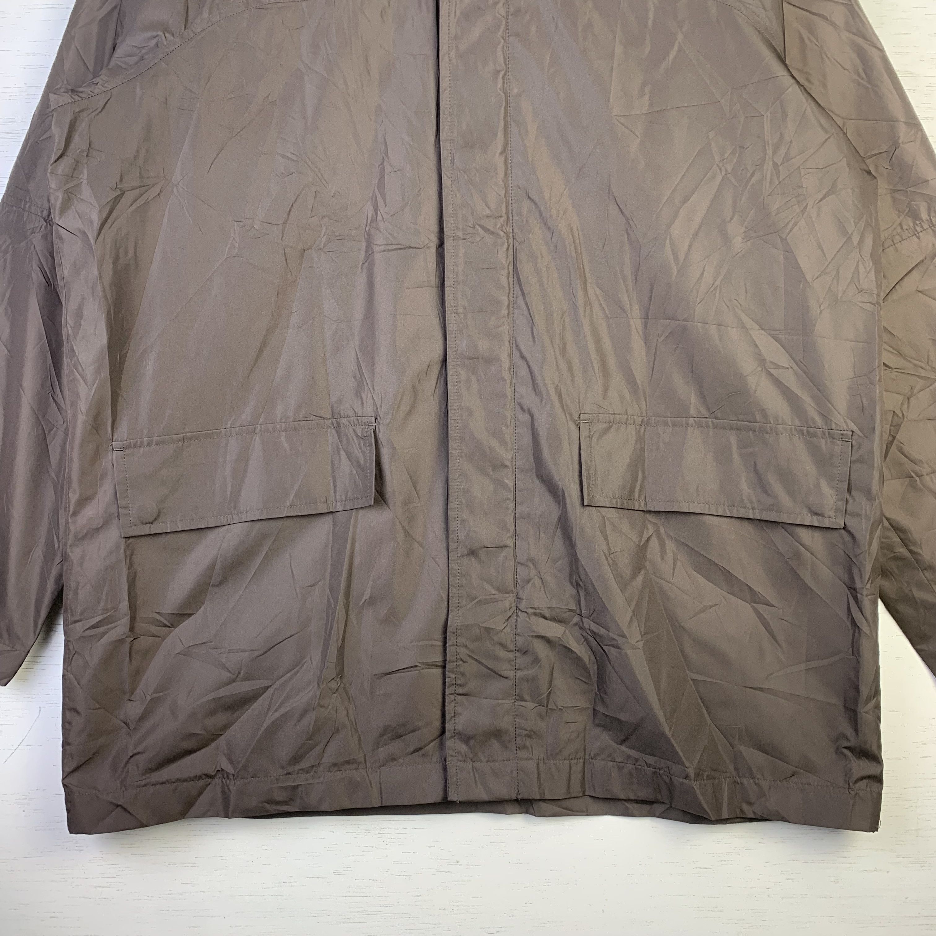 Uniqlo Vintage Uniqlo Jacket M Oversized Brown Size US M / EU 48-50 / 2 - 3 Thumbnail