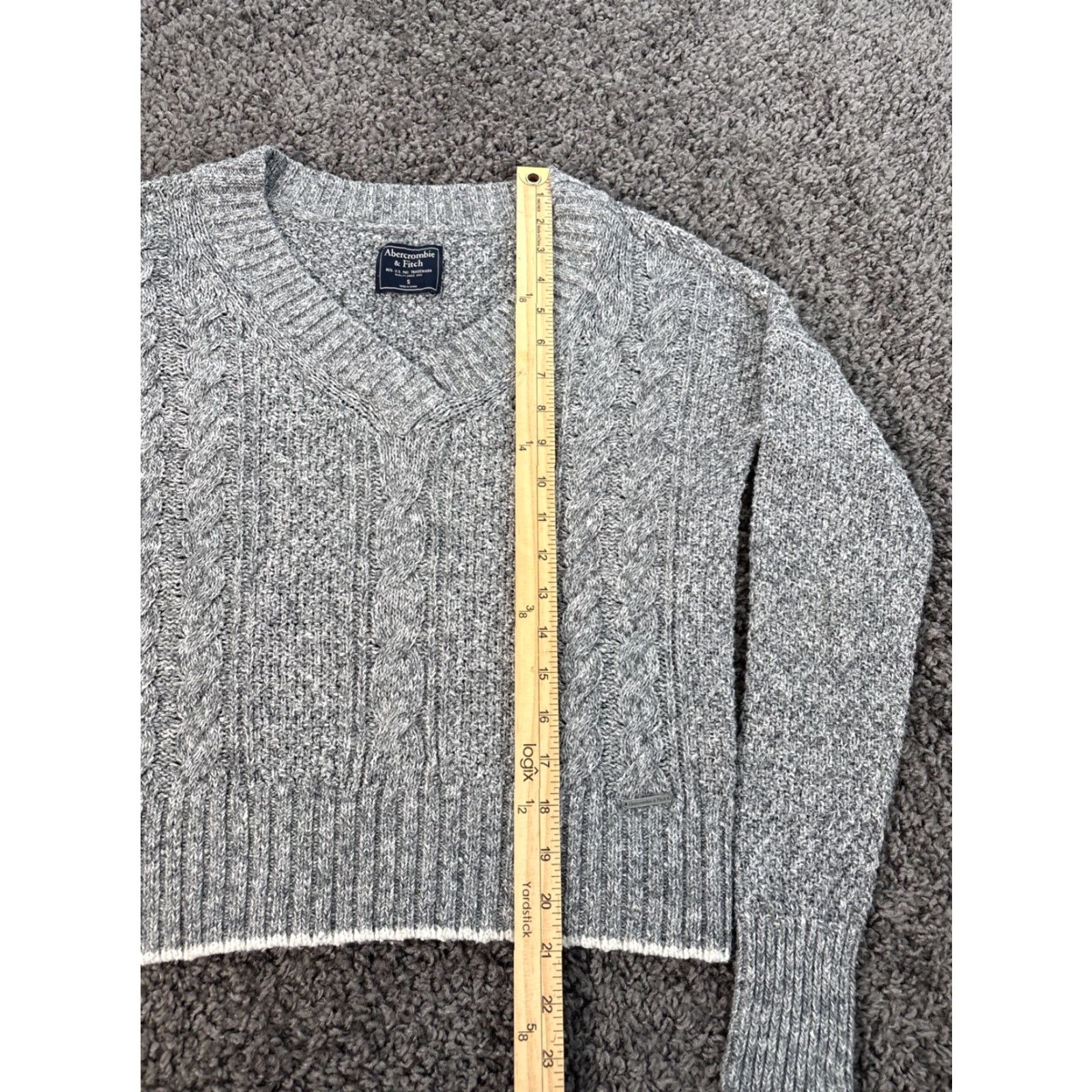 Abercrombie & Fitch VINTAGE Abercrombie & Fitch Sweater Womens Small Gray Chunky-Knit V-Neck Pullover (Cotton) S Size S / US 4 / IT 40 - 2 Thumbnail