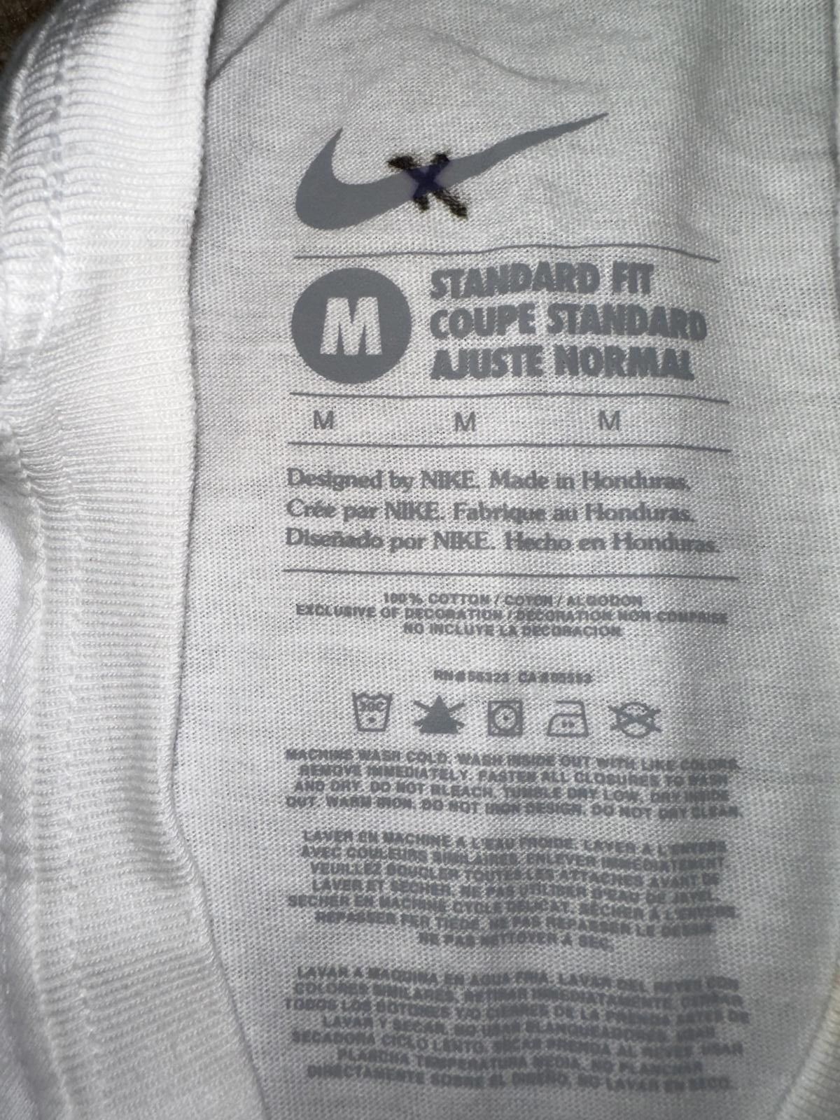 Nike Vintage Nike Men’s Dri-Fit Central Big Logo White T-Shirt 2011 Size US M / EU 48-50 / 2 - 3 Thumbnail