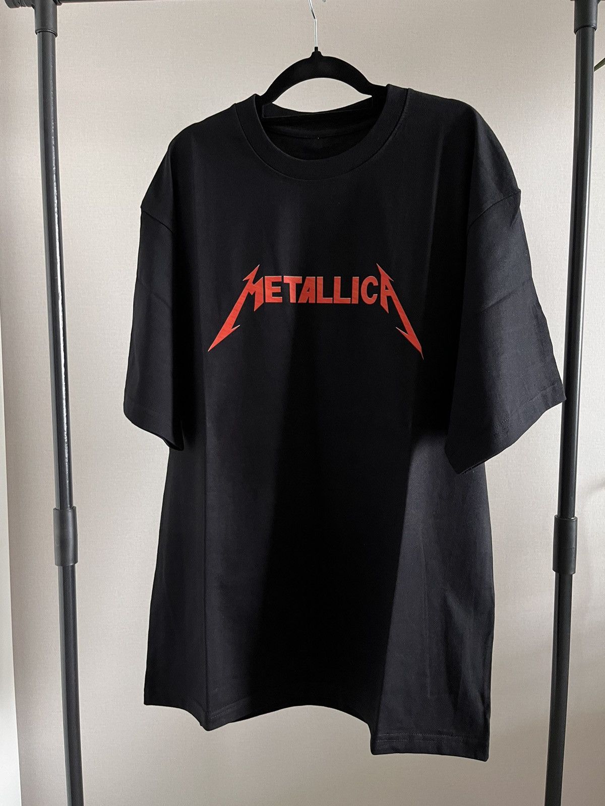 Metallica Metallica T-shirt/ black with red print Size US L / EU 52-54 / 3 - 1 Thumbnail