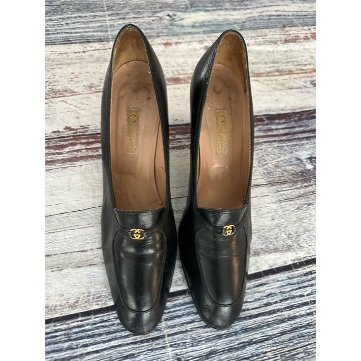 Gucci Vintage Gucci Black Leather Mid-Heel Pumps with Gold Monogra Size US 6.5 / IT 36.5 - 2 Thumbnail