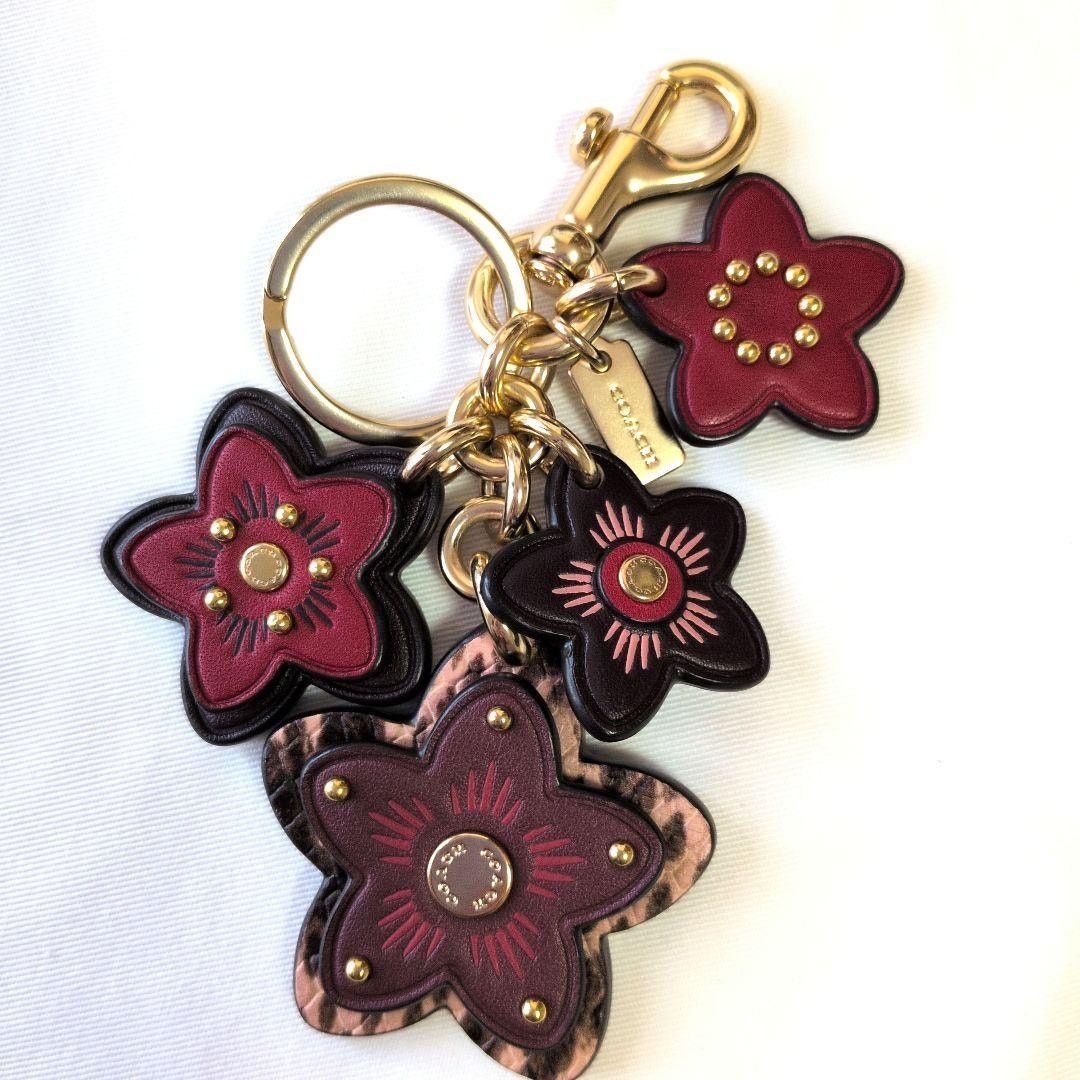 Coach RARE Coach Tea Rose Multi-Color Snakeskin Charm Size ONE SIZE - 1 Thumbnail