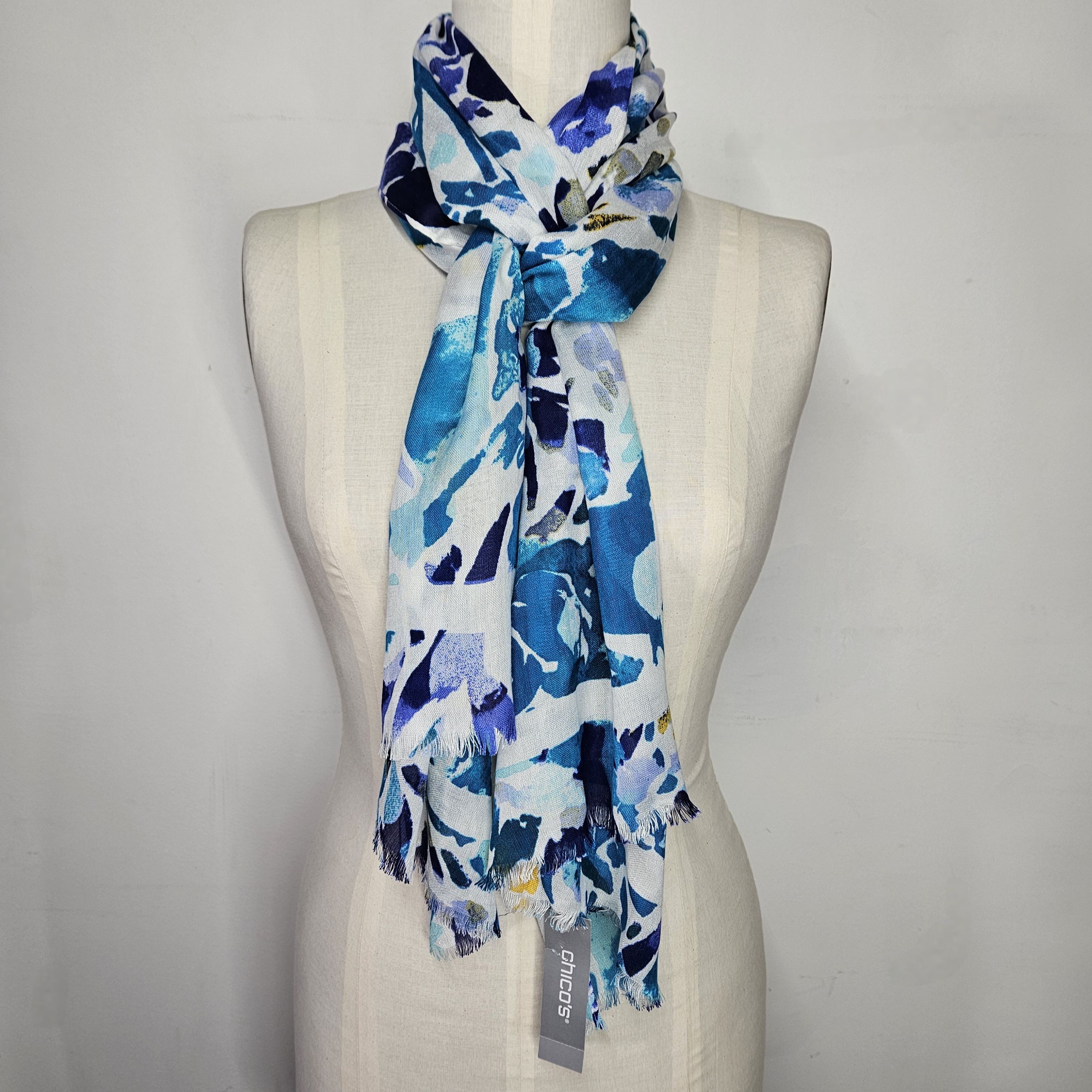 Chicos Chico's 72x22" Scarf Wrap Modal Silk Floral Lightweight Trop Size ONE SIZE - 7 Thumbnail