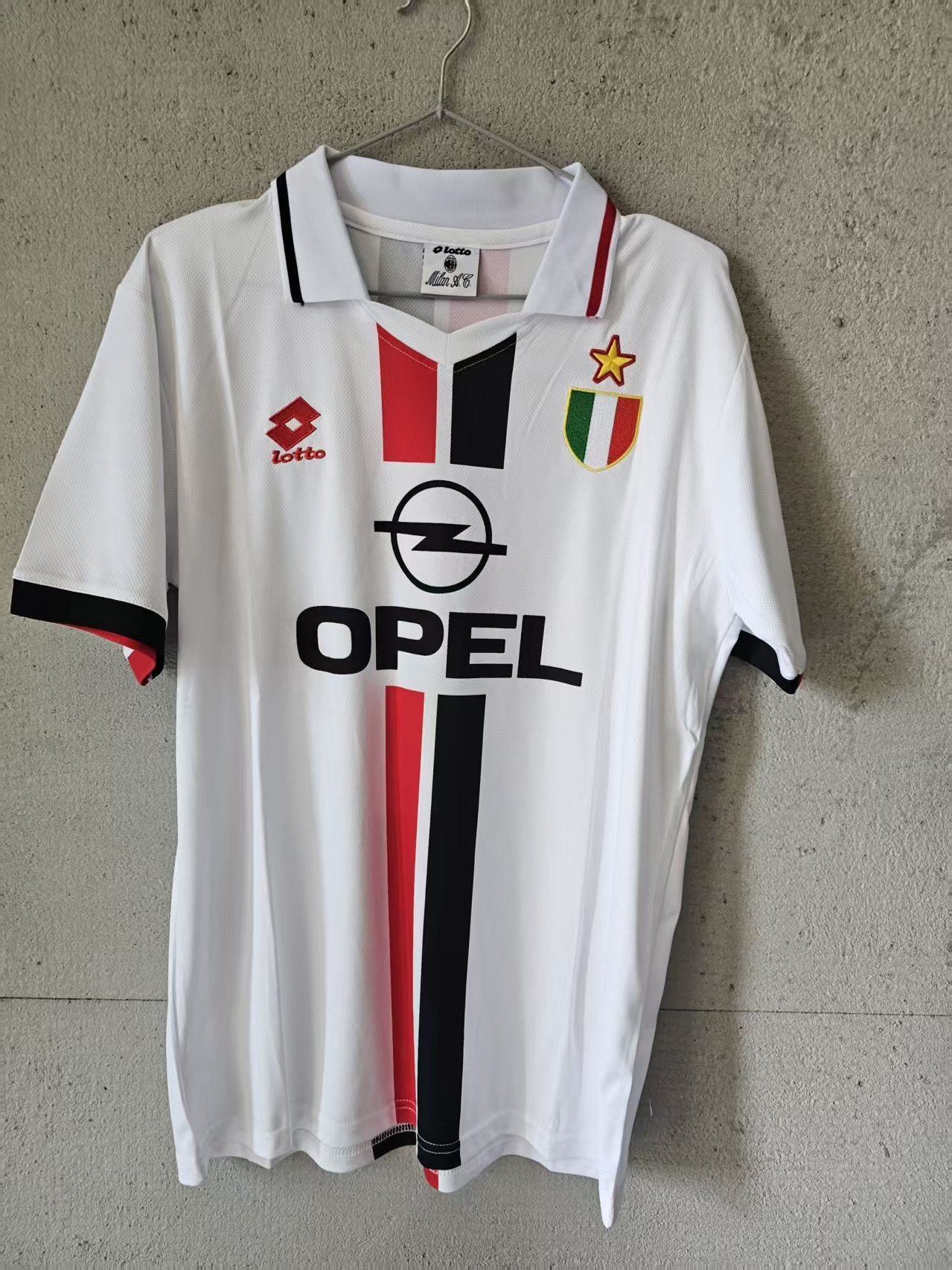 Other 1995 1997 ACM Away retro jersey White Size US XL / EU 56 / 4 - 1 Thumbnail