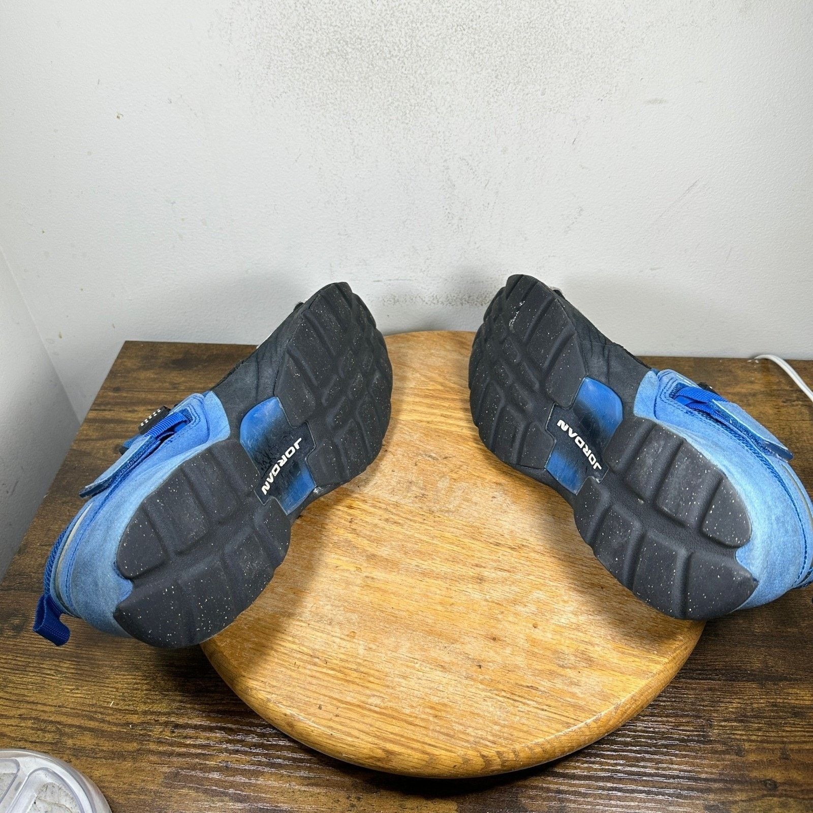 Nike Jordan Boys Size 12 Black Blue Slip On 905222-007 Size US 12 / EU 45 - 4 Thumbnail