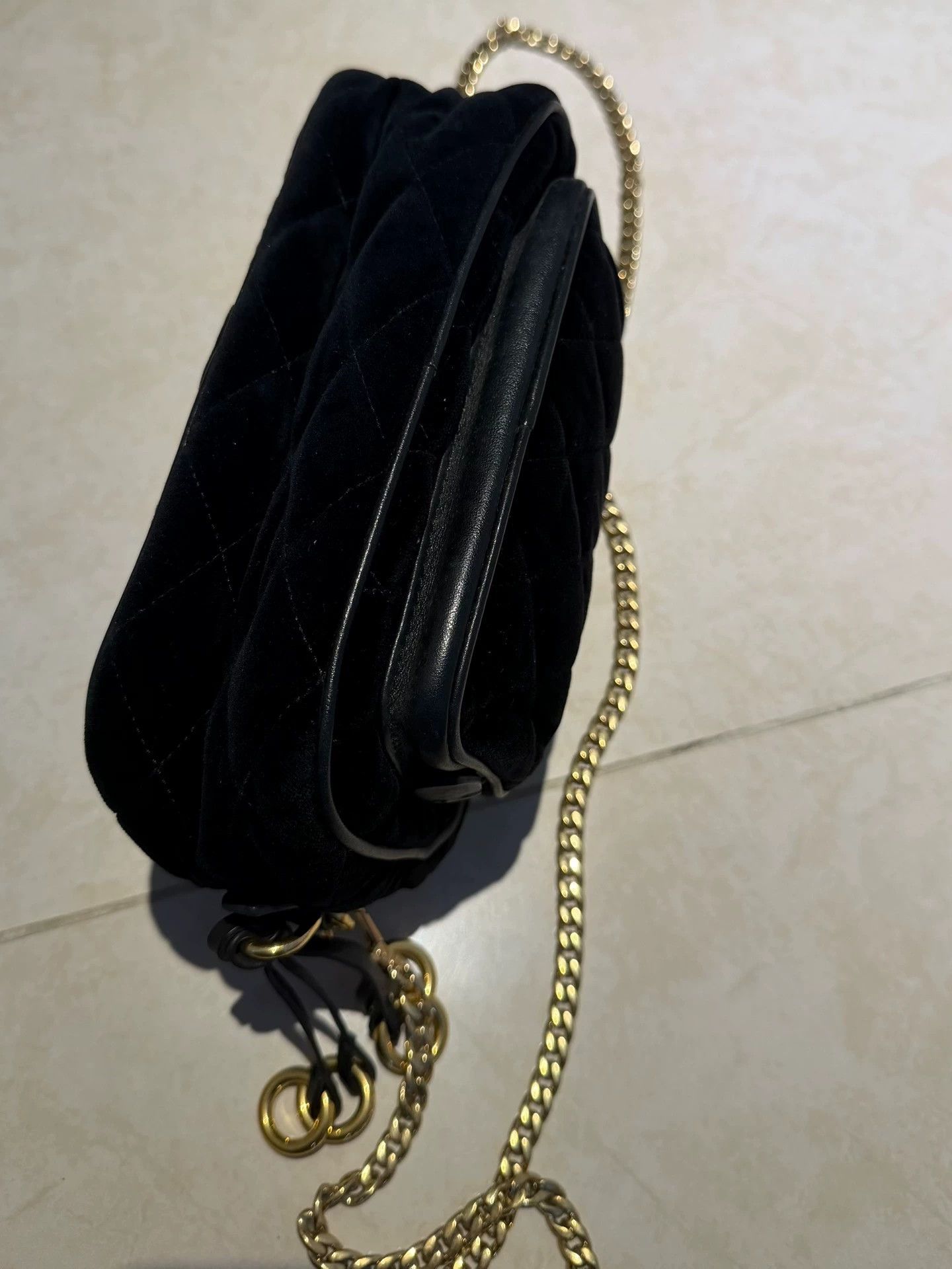 Prada Prada Velvet Quilted Black Chanel Camera Bag Gold Hardware Size ONE SIZE - 3 Thumbnail
