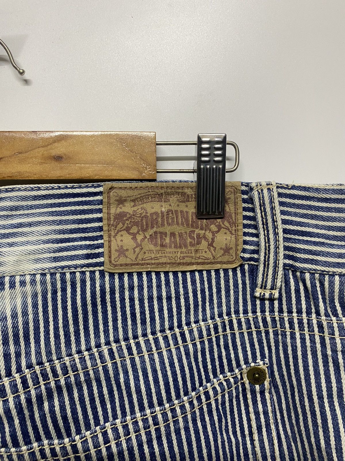 Japanese Brand Japanese Distressed Stripes Printed Original Jeans Pants Size US 36 / EU 52 - 14 Thumbnail
