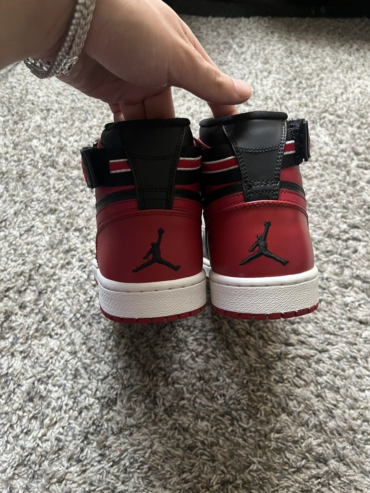 Jordan Brand Jordan Retro 1 Bred Strap Size US 9.5 / EU 42-43 - 5 Thumbnail