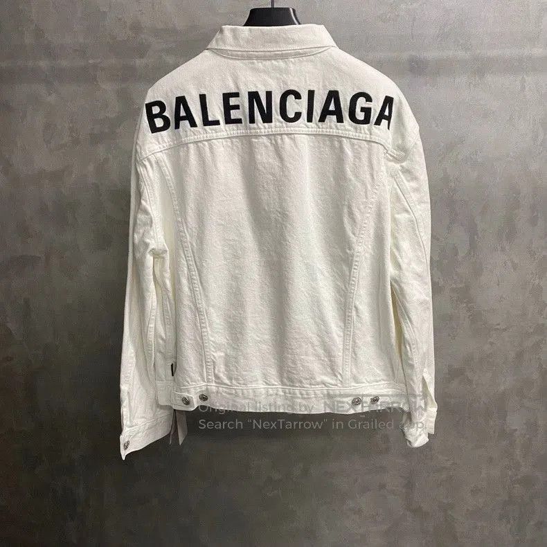 Balenciaga Balenciaga White Logo Denim Jacket. Size US S / EU 44-46 / 1 - 1 Thumbnail