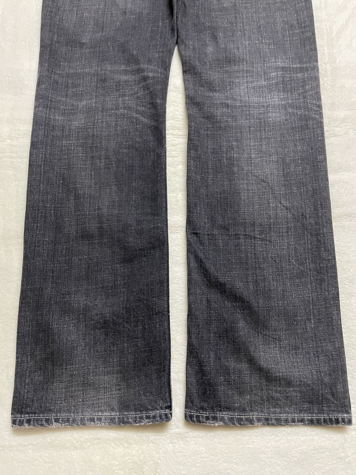 Uniqlo Vintage Uniqlo Faded Dark Colour Denim Jeans Size US 35 - 13 Thumbnail
