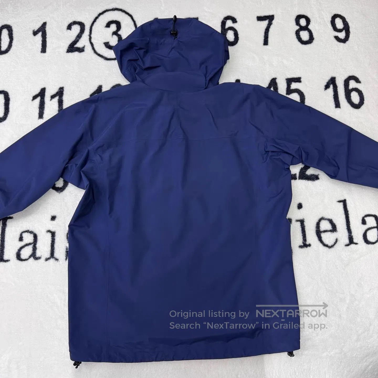 Arc'teryx Blue Hooded Light Jacket with Zip Pockets. Size US L / EU 52-54 / 3 - 4 Thumbnail
