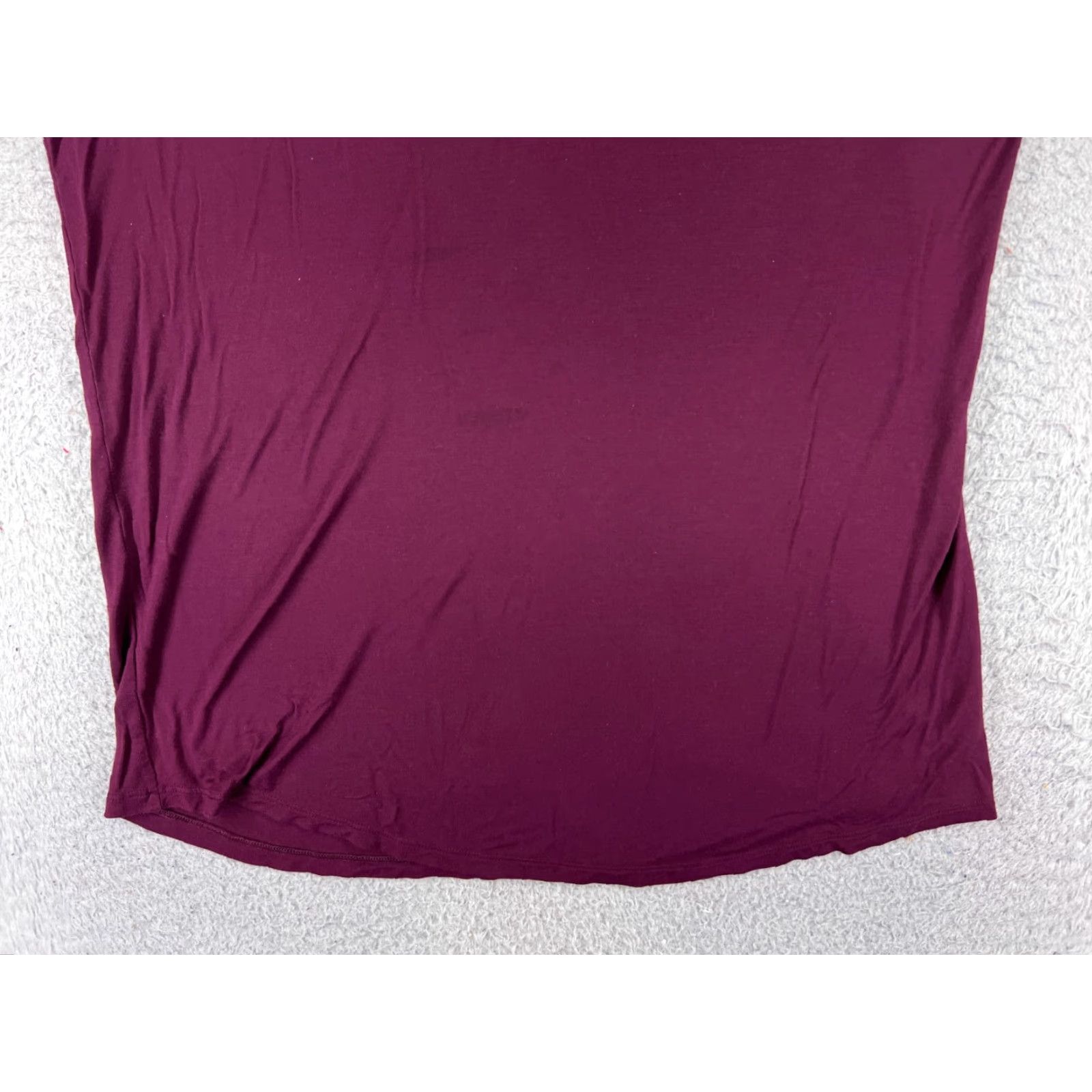 Victoria's Secret Victoria's Secret Red Modal Shirt Women’s Small V-Neck Short Sleeve Casual Animal Print Size S / US 4 / IT 40 - 5 Thumbnail
