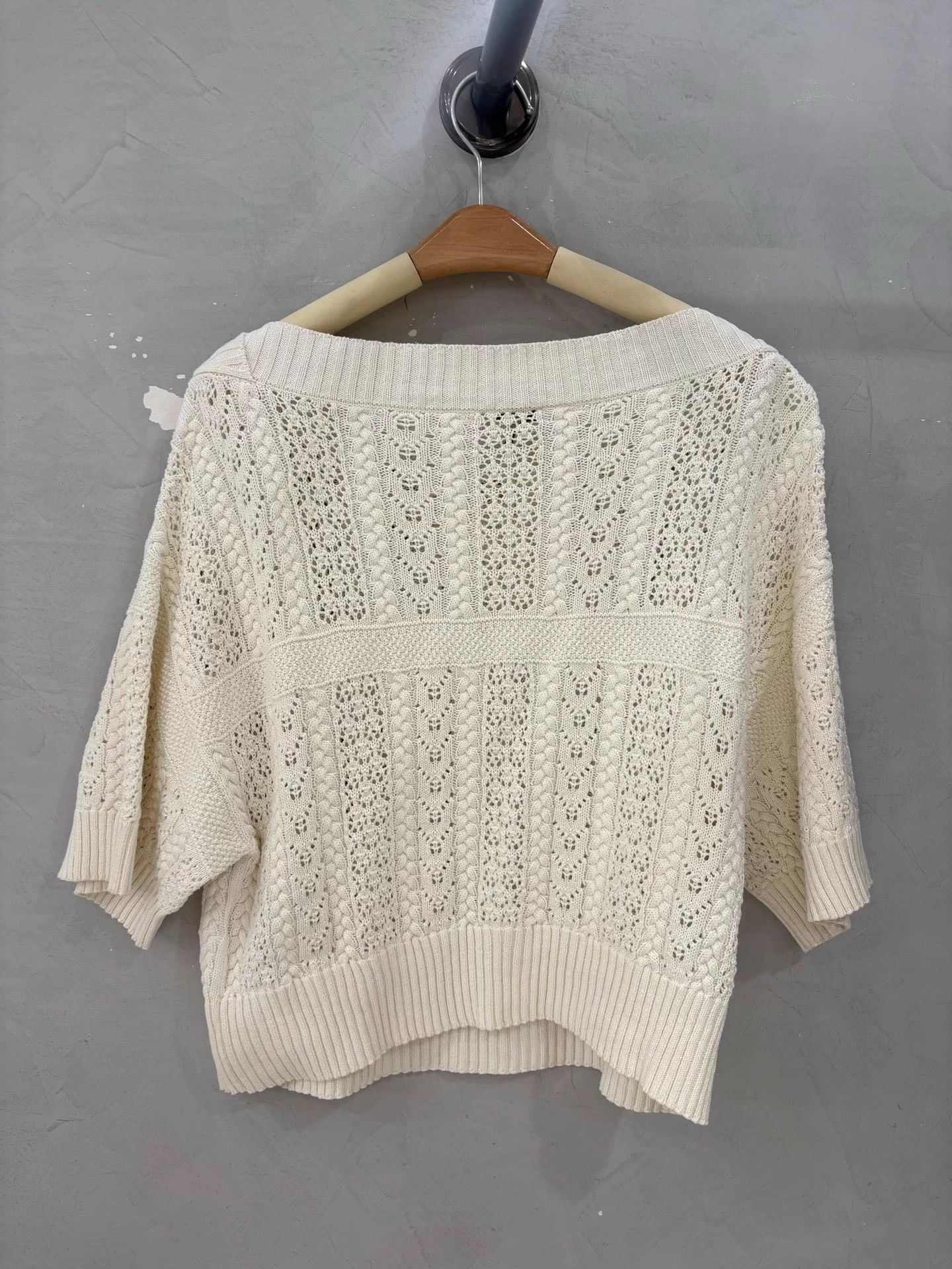 Chanel Chanel 24 Coco Beach White Logo Knit Top 36 Size XS / US 0-2 / IT 36-38 - 6 Thumbnail