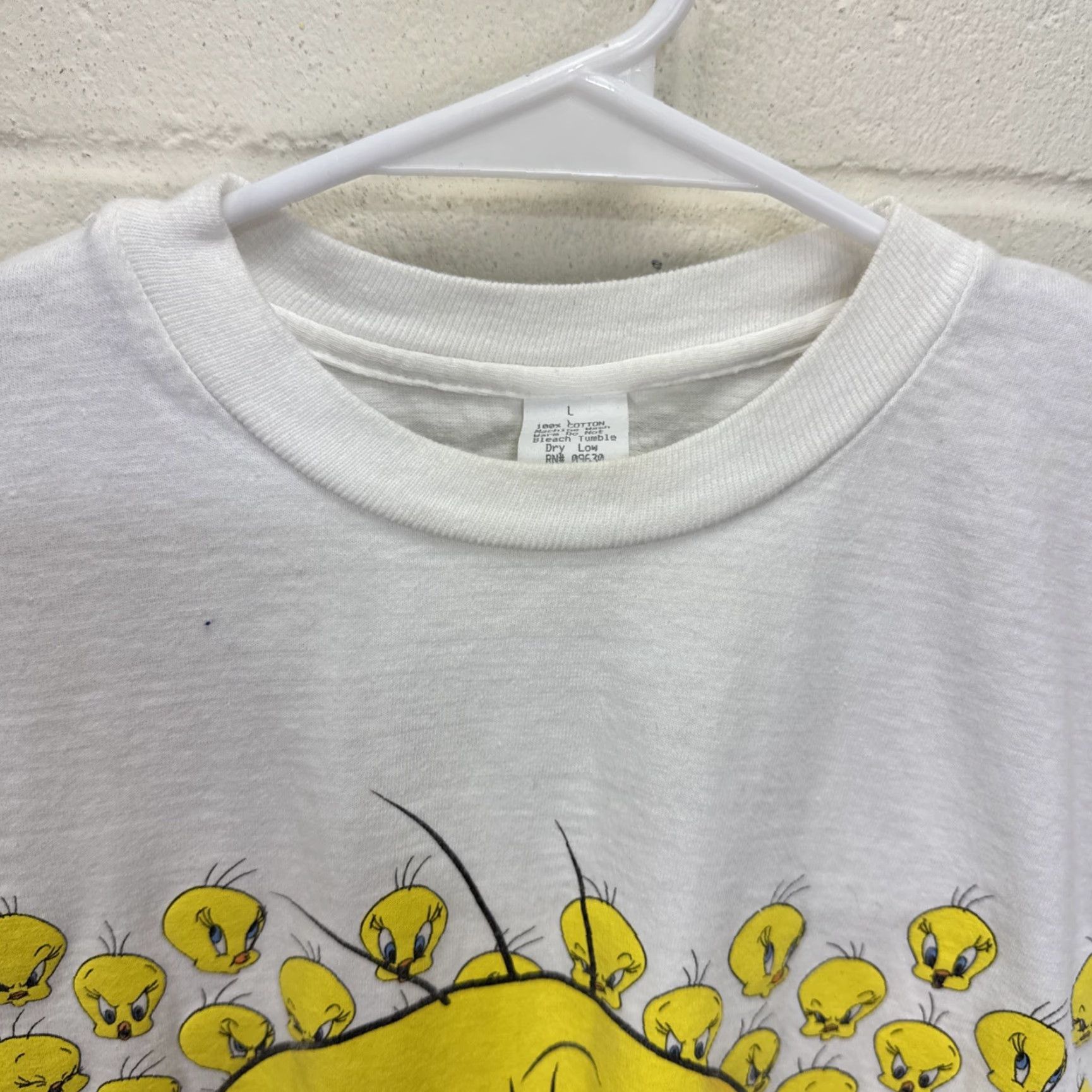 Vintage Vintage Tweety Bird Looney Tunes T Shirt All Over Print Large AOP Warner Bros Shirt Unisex Adults L White 90s Theme Bird Cartoon Mens Womens Size US L / EU 52-54 / 3 - 4 Thumbnail