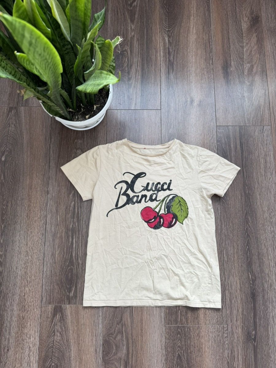 Gucci Gucci kids size 12 Gucci Band cherry biege t shirt Size S / US 4 / IT 40 - 1 Thumbnail