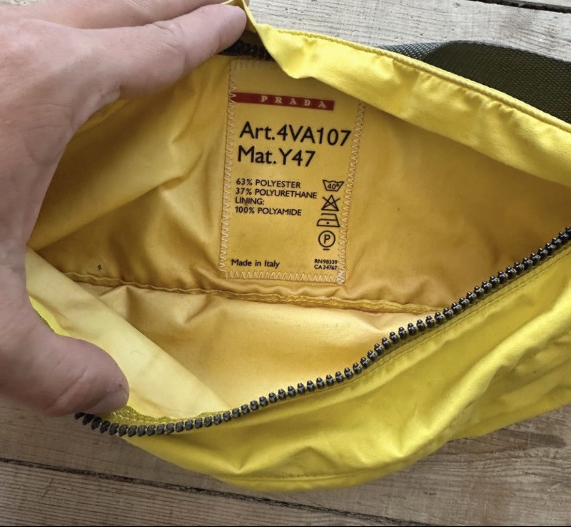 Prada Rare archival Prada shoulder bag streetwear y2k Size ONE SIZE - 3 Thumbnail