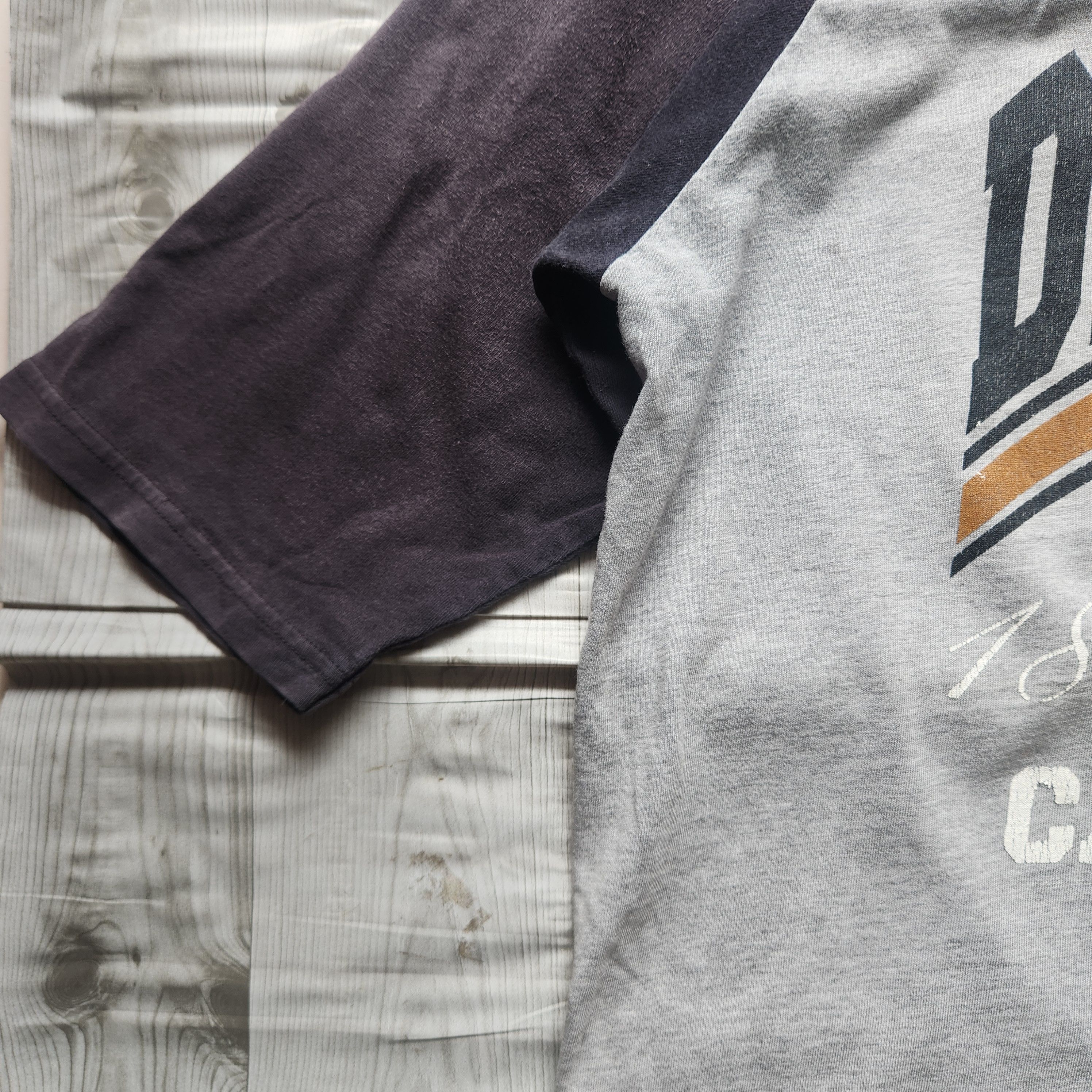 Carhartt × Vintage Vintage Carhartt Detroit Raglan TShirt Size US M / EU 48-50 / 2 - 5 Thumbnail