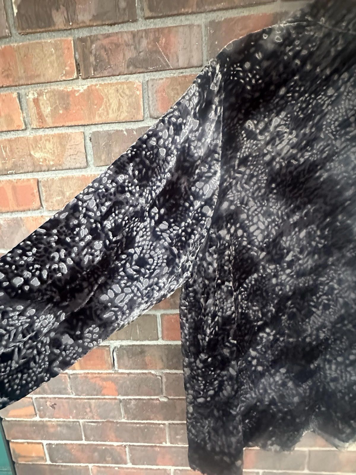 Designer j jill 2X Button Down Faux Velvet Textures Size XXL / US 16-18 / IT 52-54 - 4 Thumbnail
