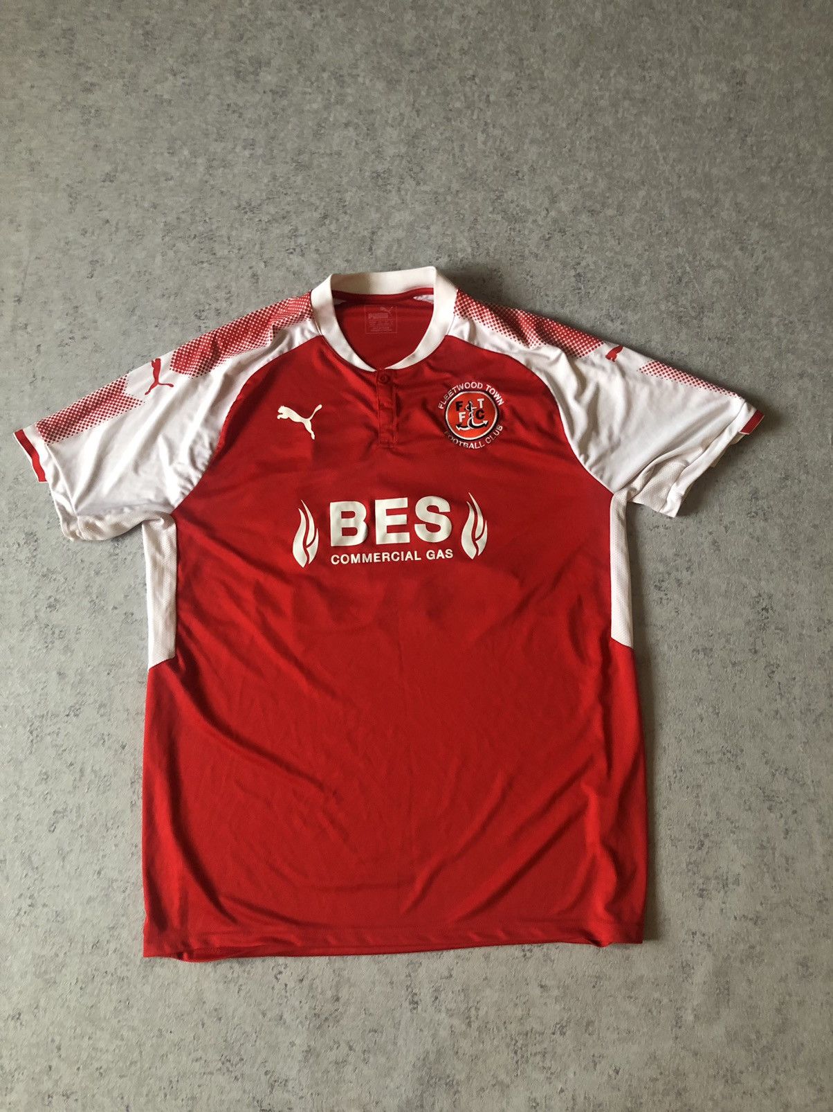 Puma × Vintage FLEETWOOD TOWN FC #22 PUMA JERSEY Size US XL / EU 56 / 4 - 1 Thumbnail