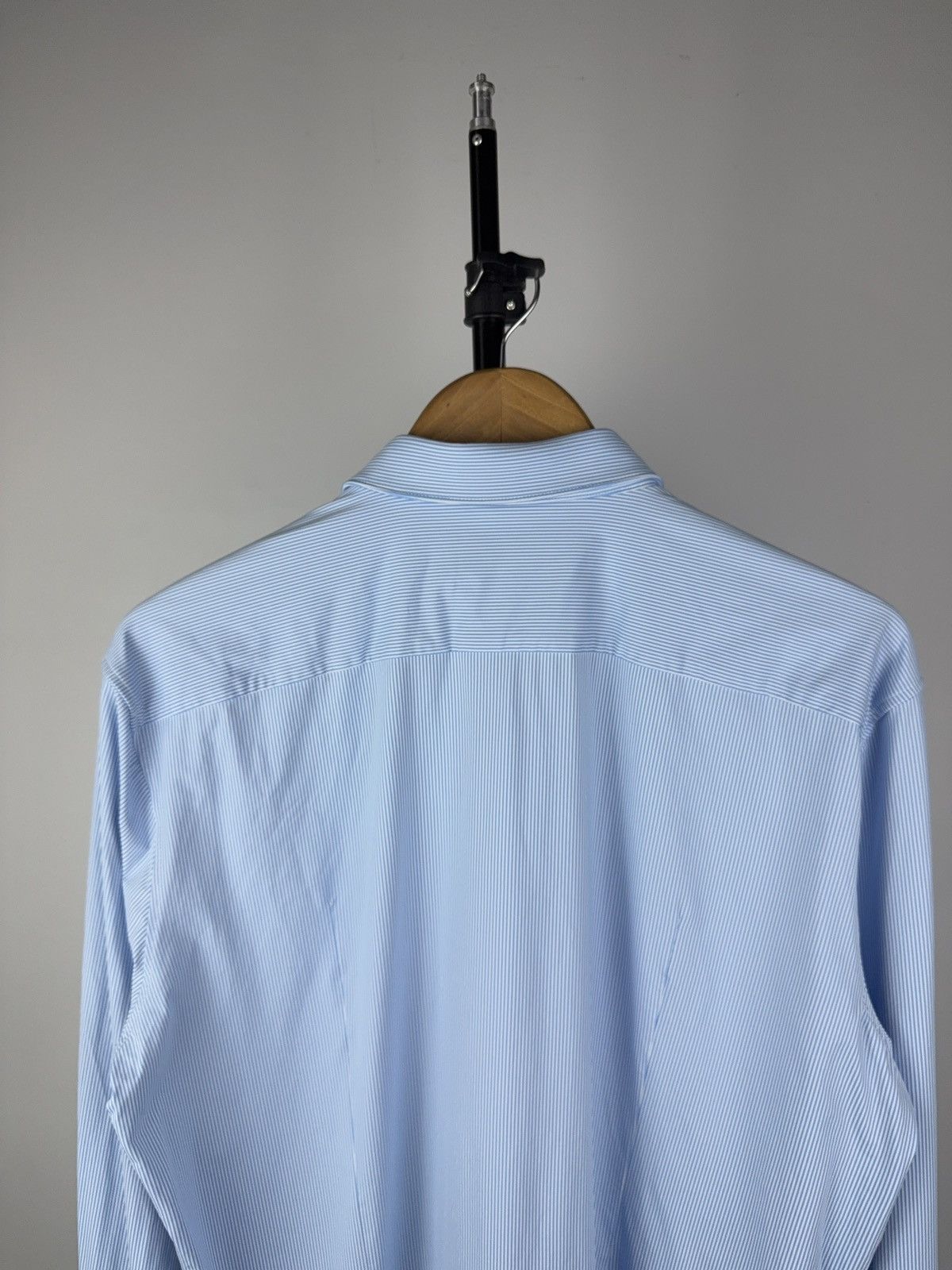 Hugo Boss Luxury Designer BOSS Slim Fit Blue Stripe Performance Shirt Size US XL / EU 56 / 4 - 7 Thumbnail